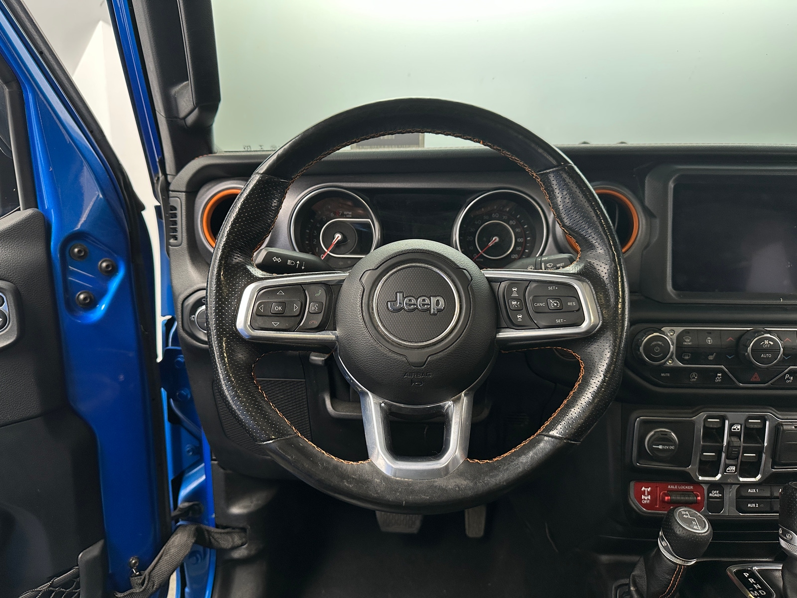 Thumbnail: 2020 Jeep Gladiator - 4
