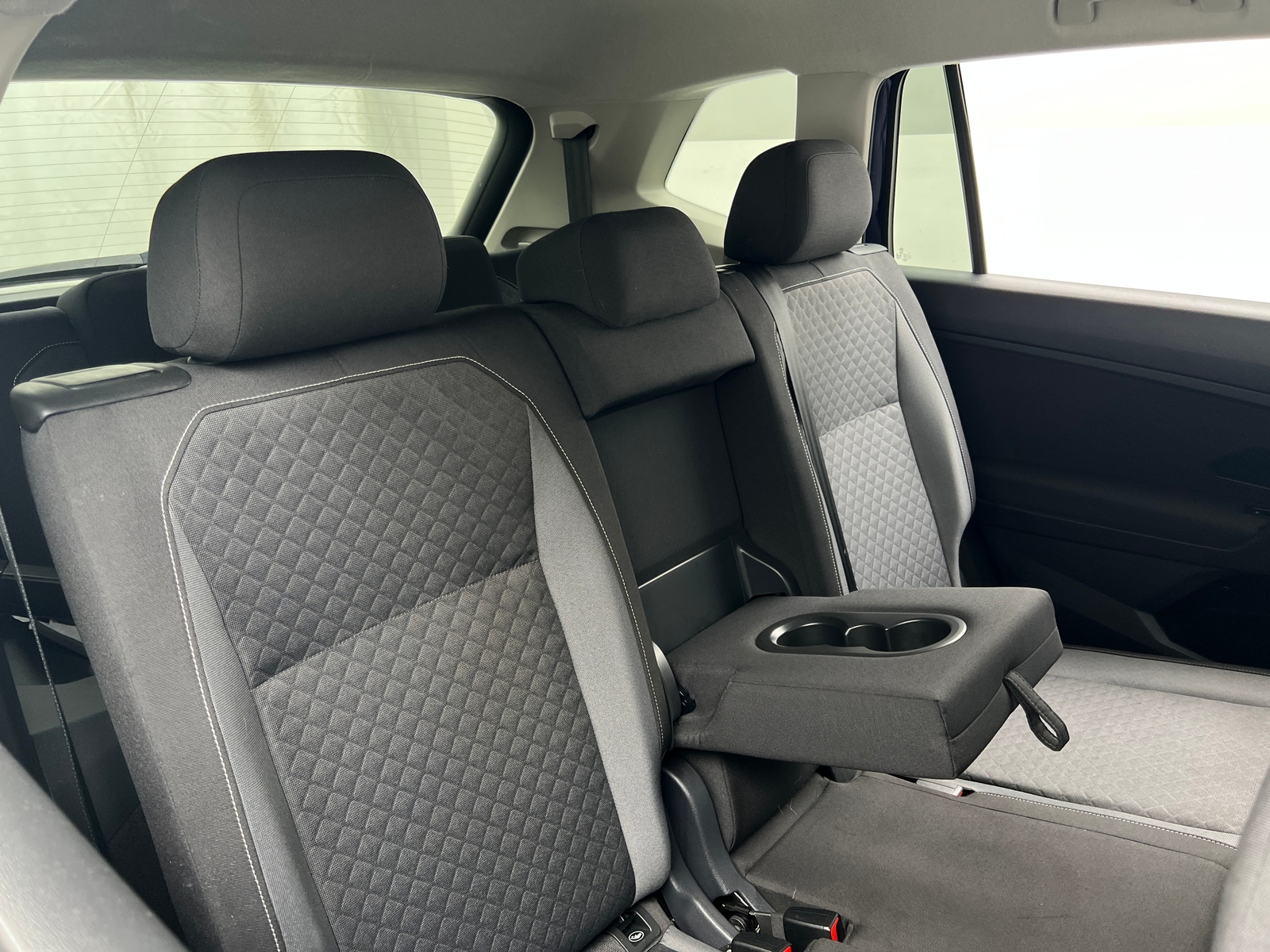 Thumbnail: 2021 Volkswagen Tiguan - 6