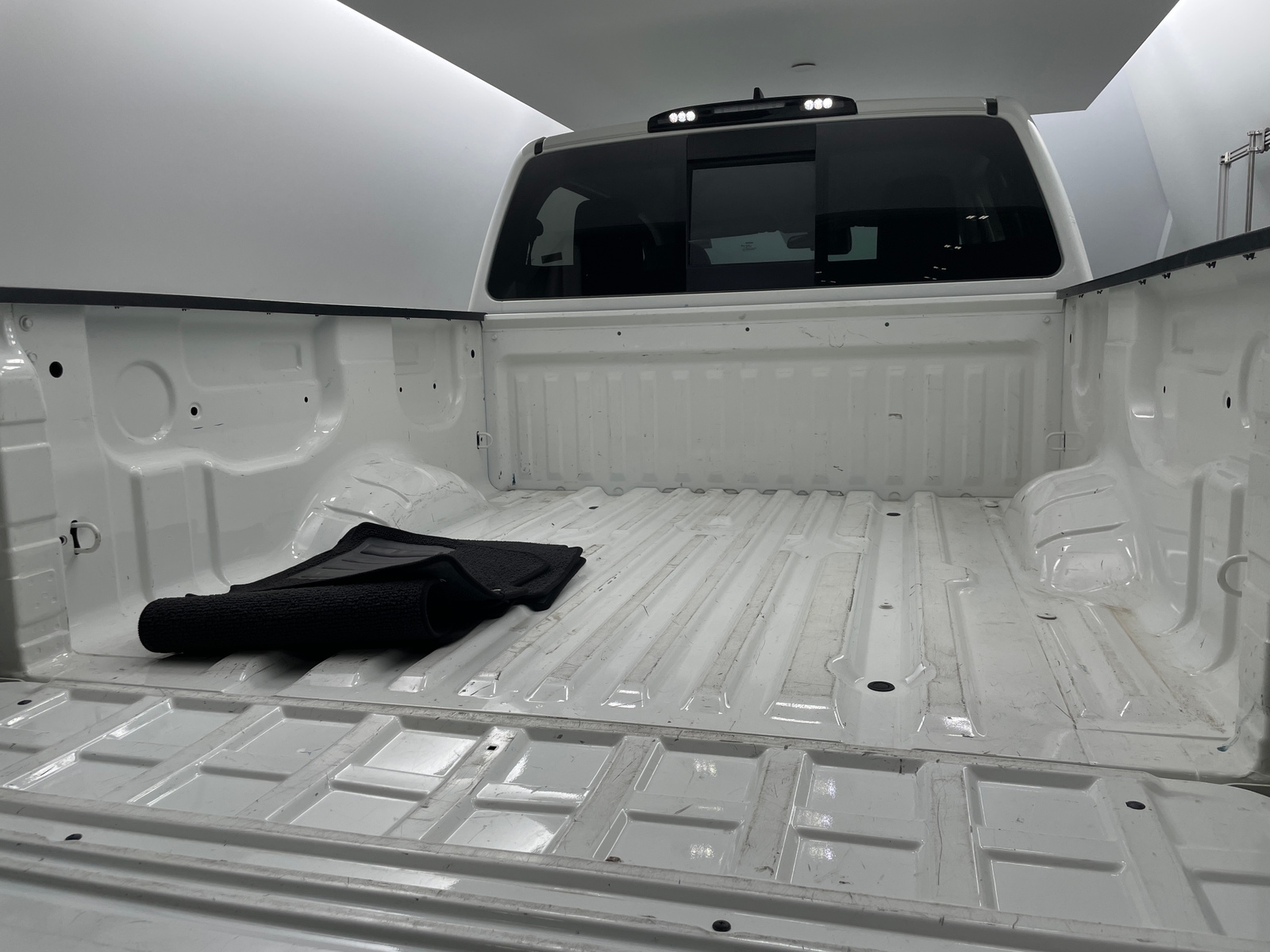 Thumbnail: 2023 Nissan Titan - 7