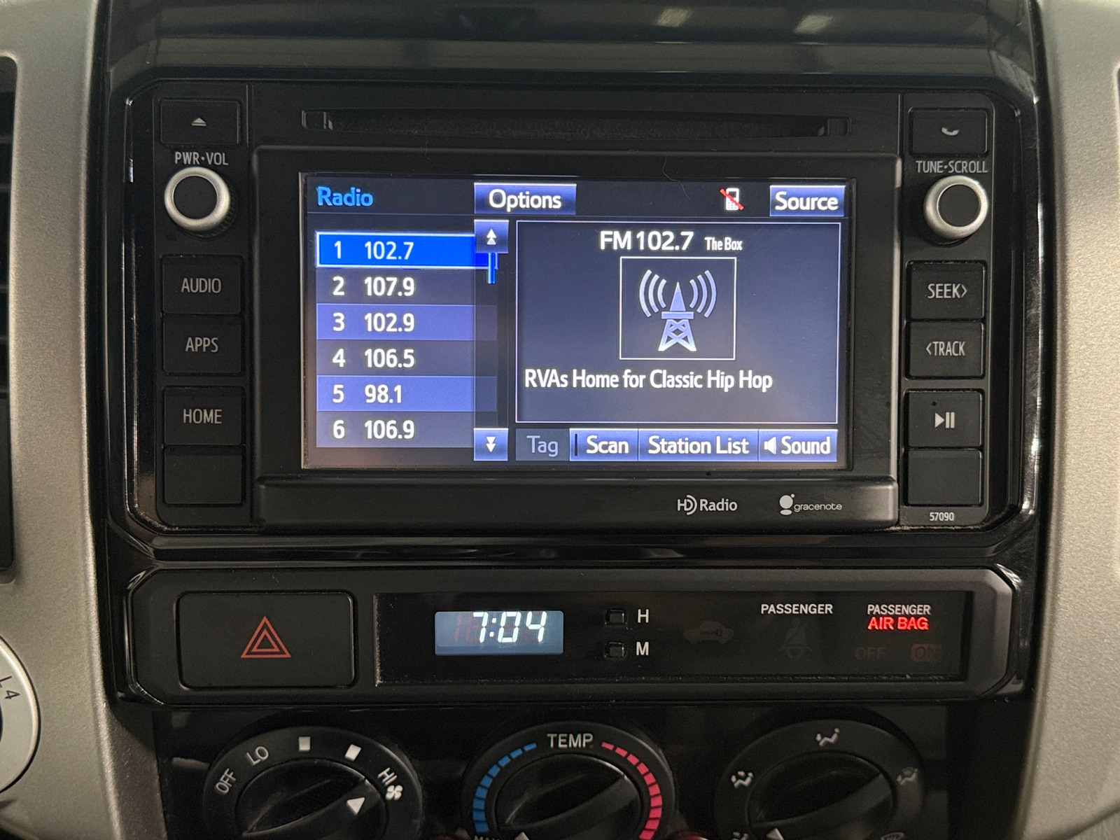 Thumbnail: 2014 Toyota Tacoma - 4