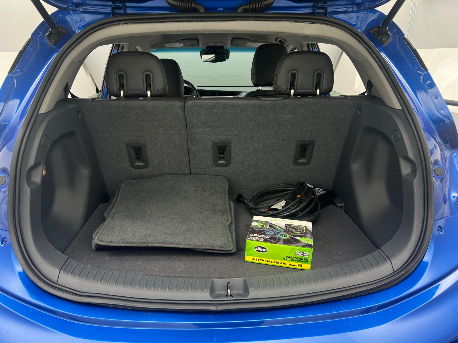 Thumbnail: 2019 Chevrolet Bolt EV - 6