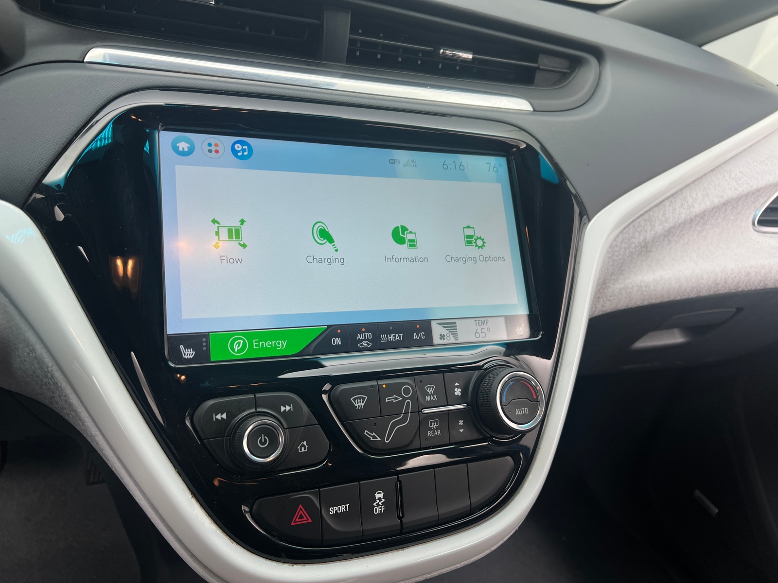 Thumbnail: 2019 Chevrolet Bolt EV - 3
