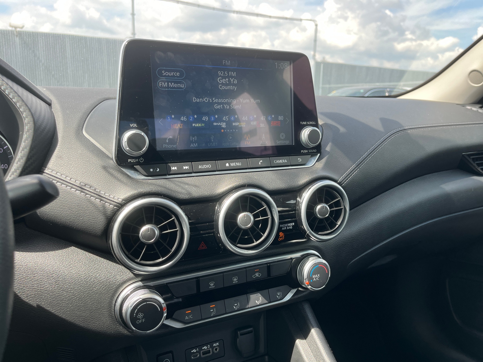 Thumbnail: 2024 Nissan Sentra - 4