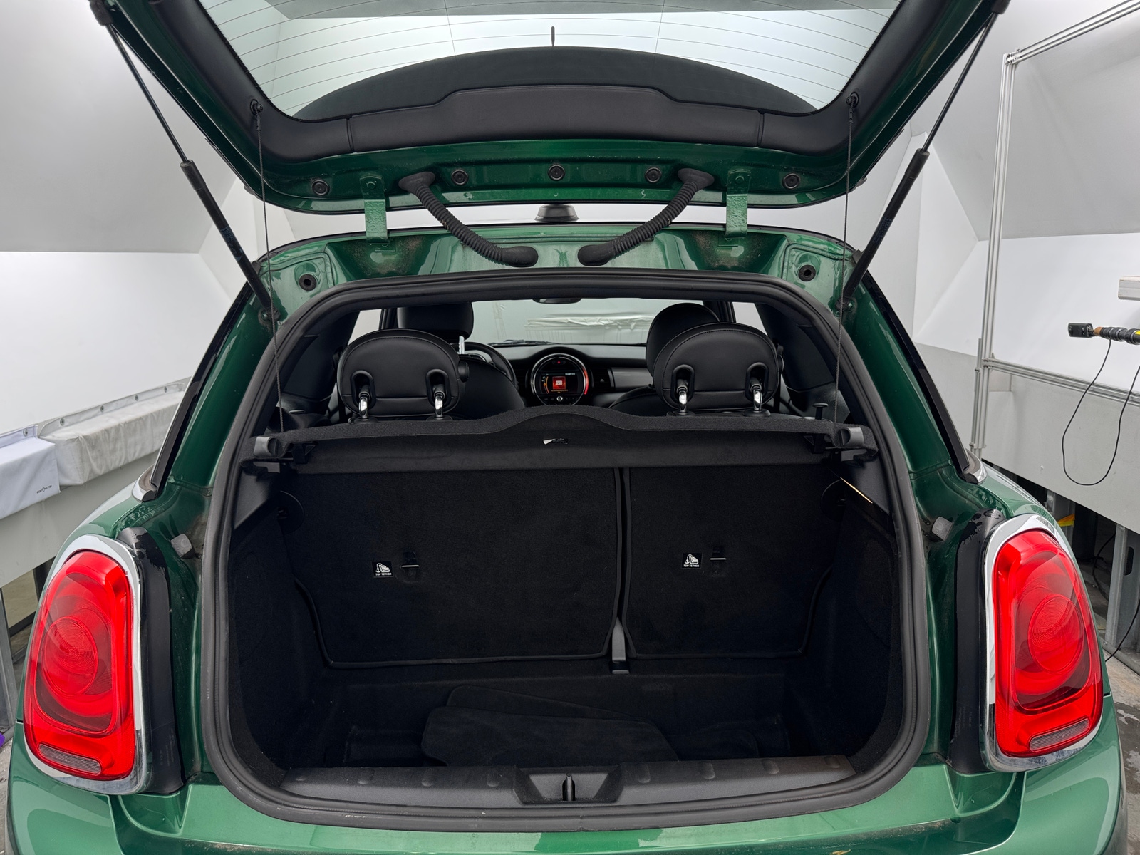 Thumbnail: 2020 MINI Cooper Hardtop - 6