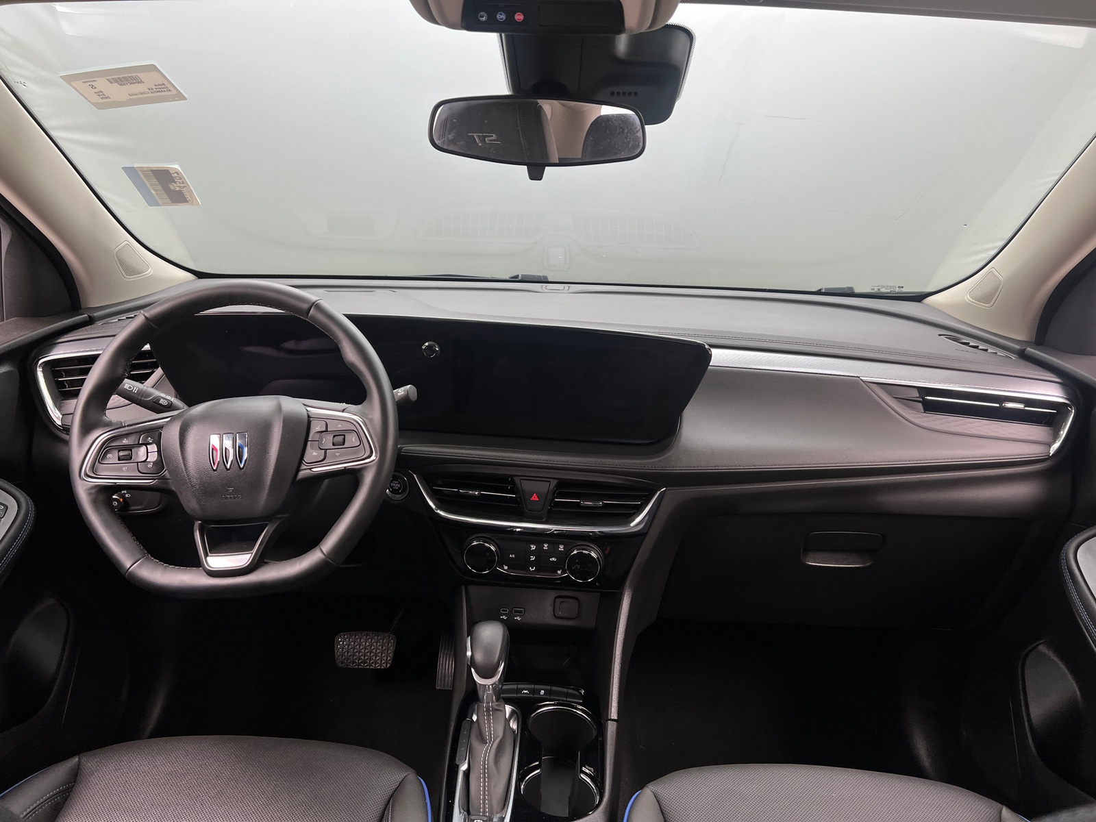 Thumbnail: 2025 Buick Encore GX - 2