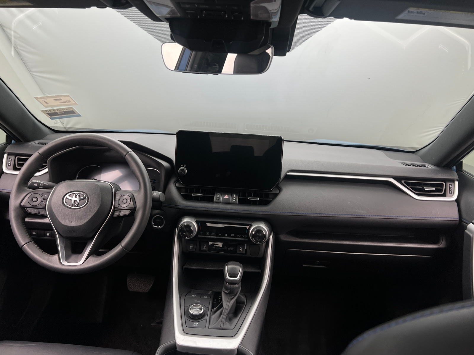 Thumbnail: 2024 Toyota RAV4 - 3