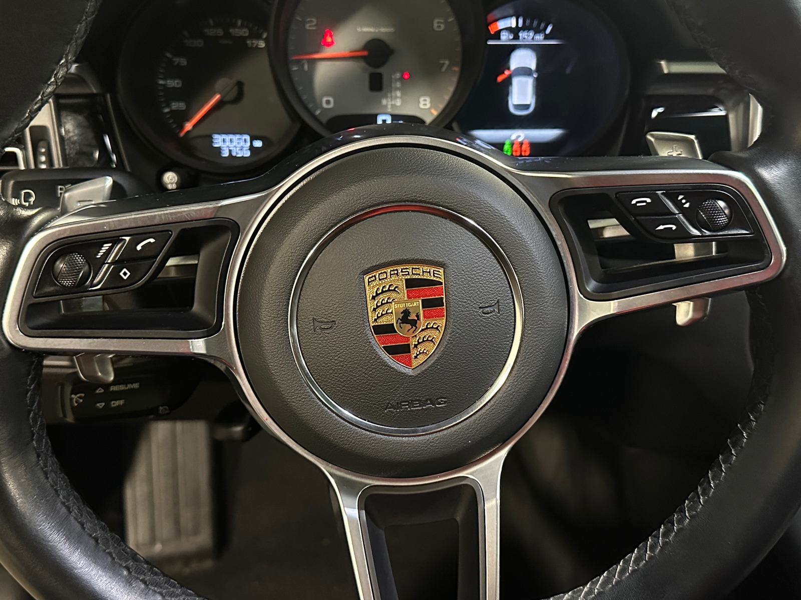 Thumbnail: 2021 Porsche Macan - 4