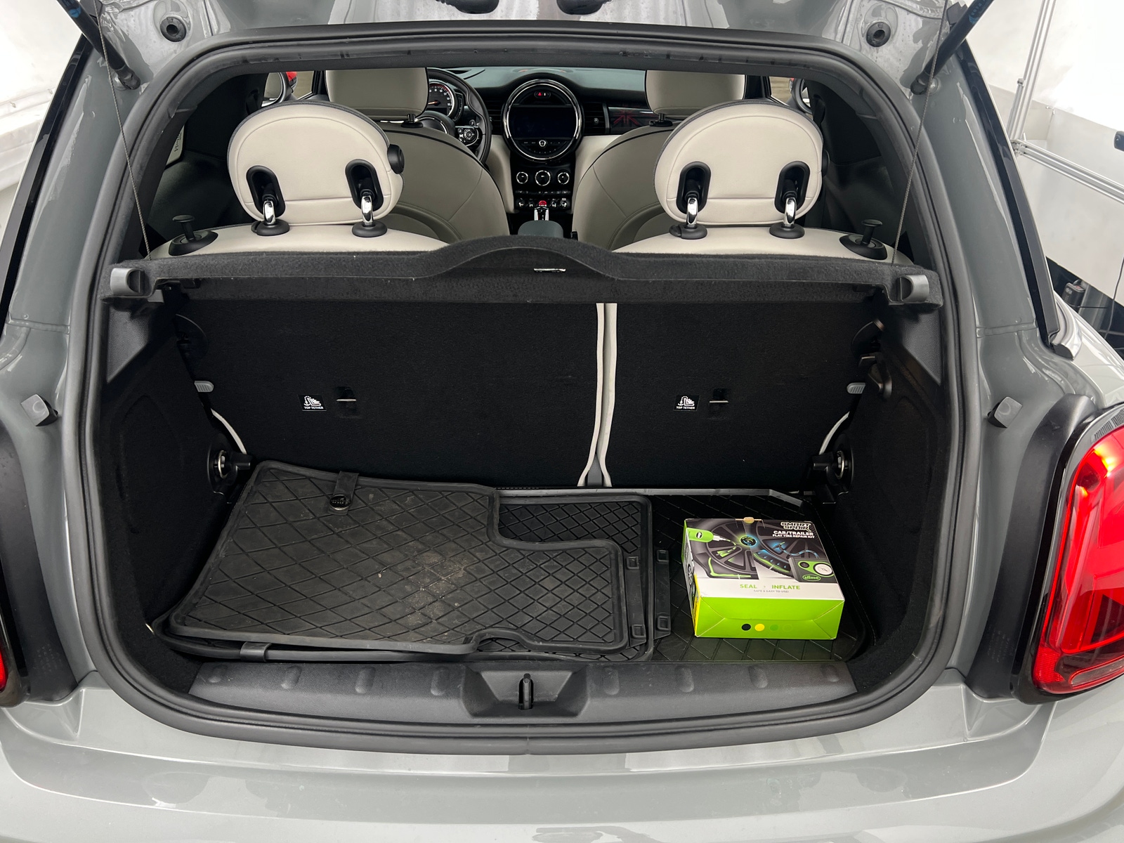 Thumbnail: 2020 MINI Cooper Hardtop - 7