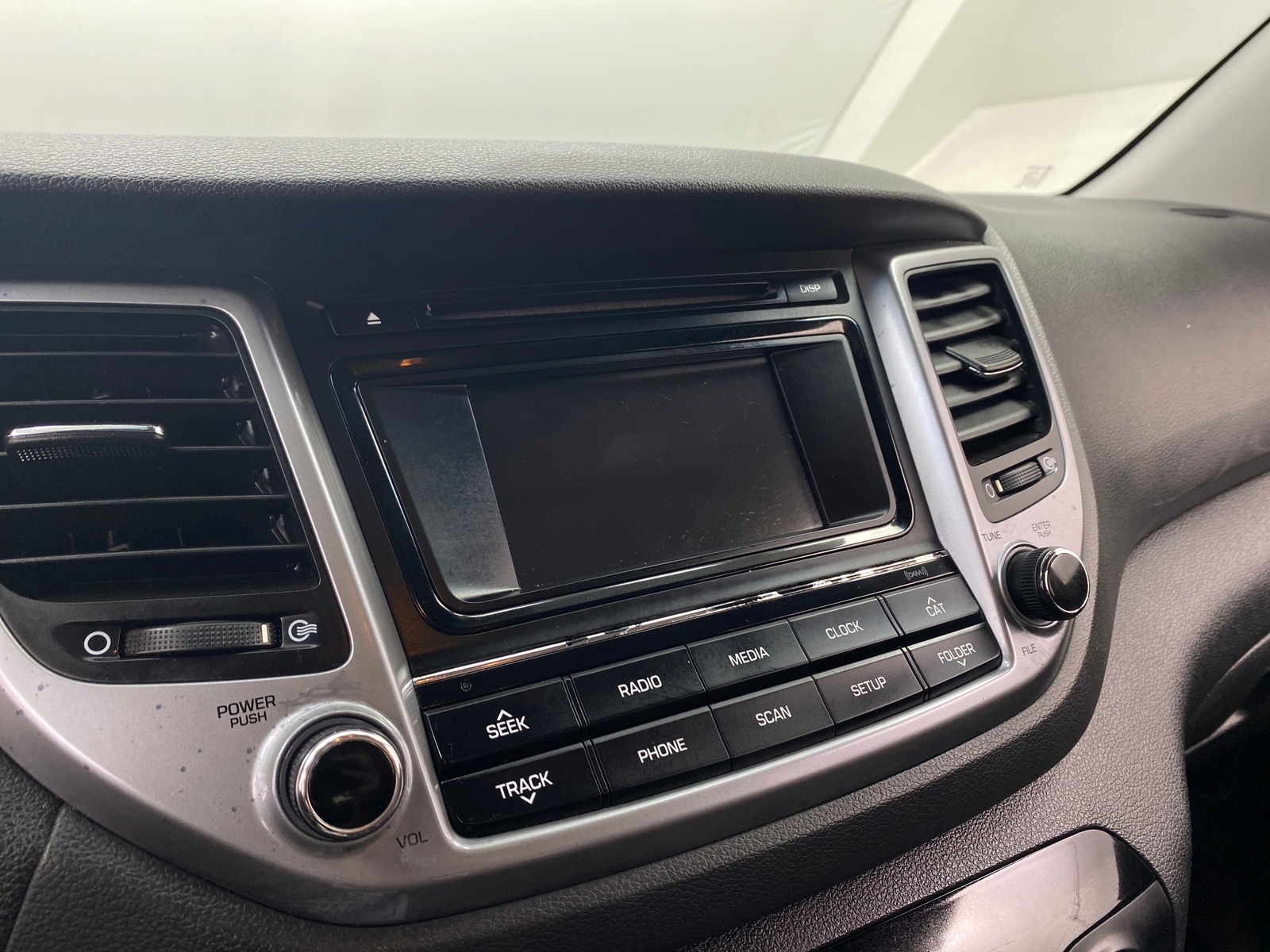 Thumbnail: 2017 Hyundai Tucson - 4