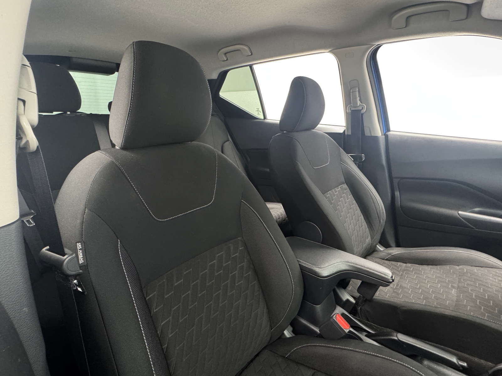 Thumbnail: 2021 Nissan Kicks - 2