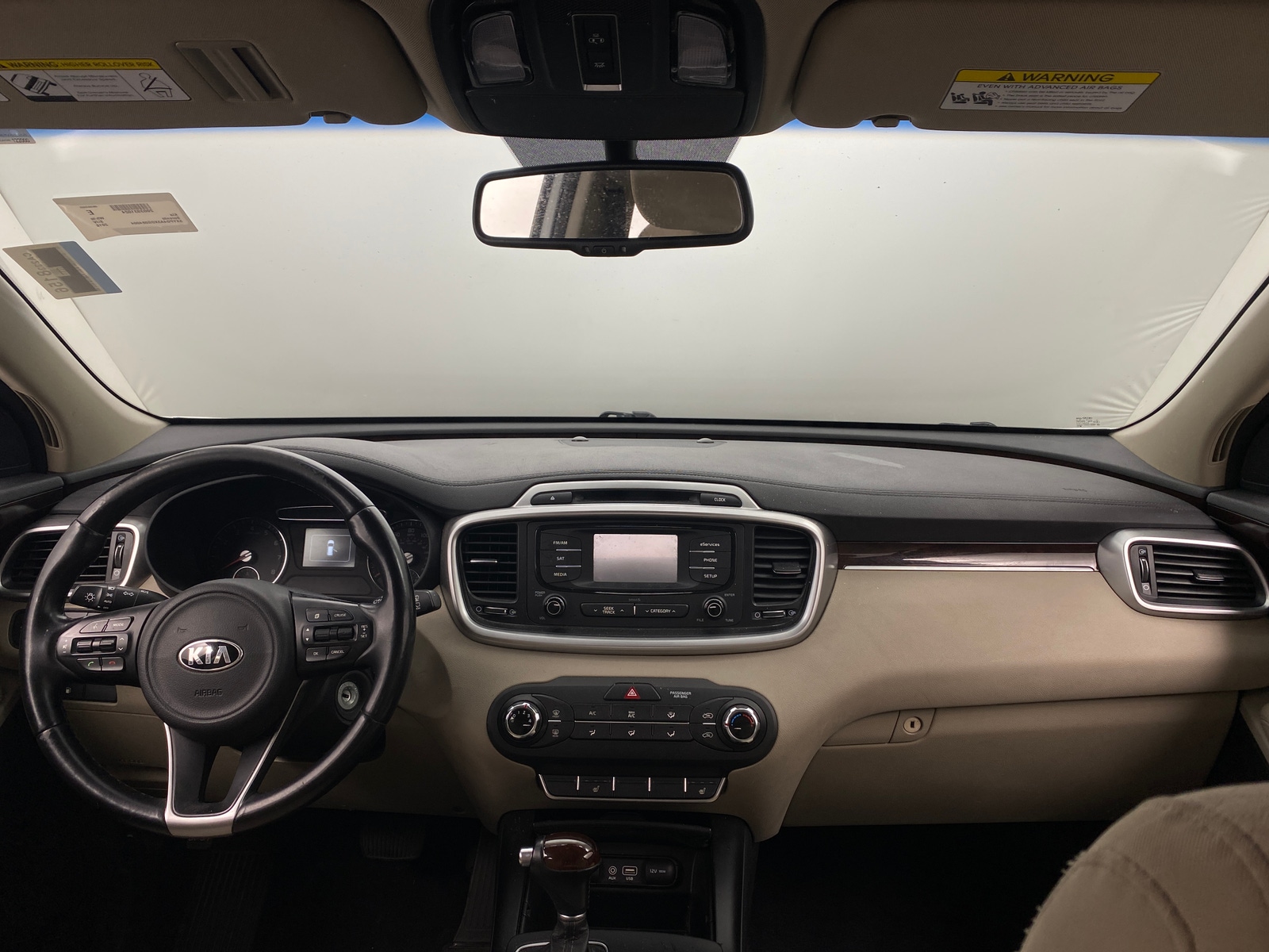 Thumbnail: 2016 Kia Sorento - 3
