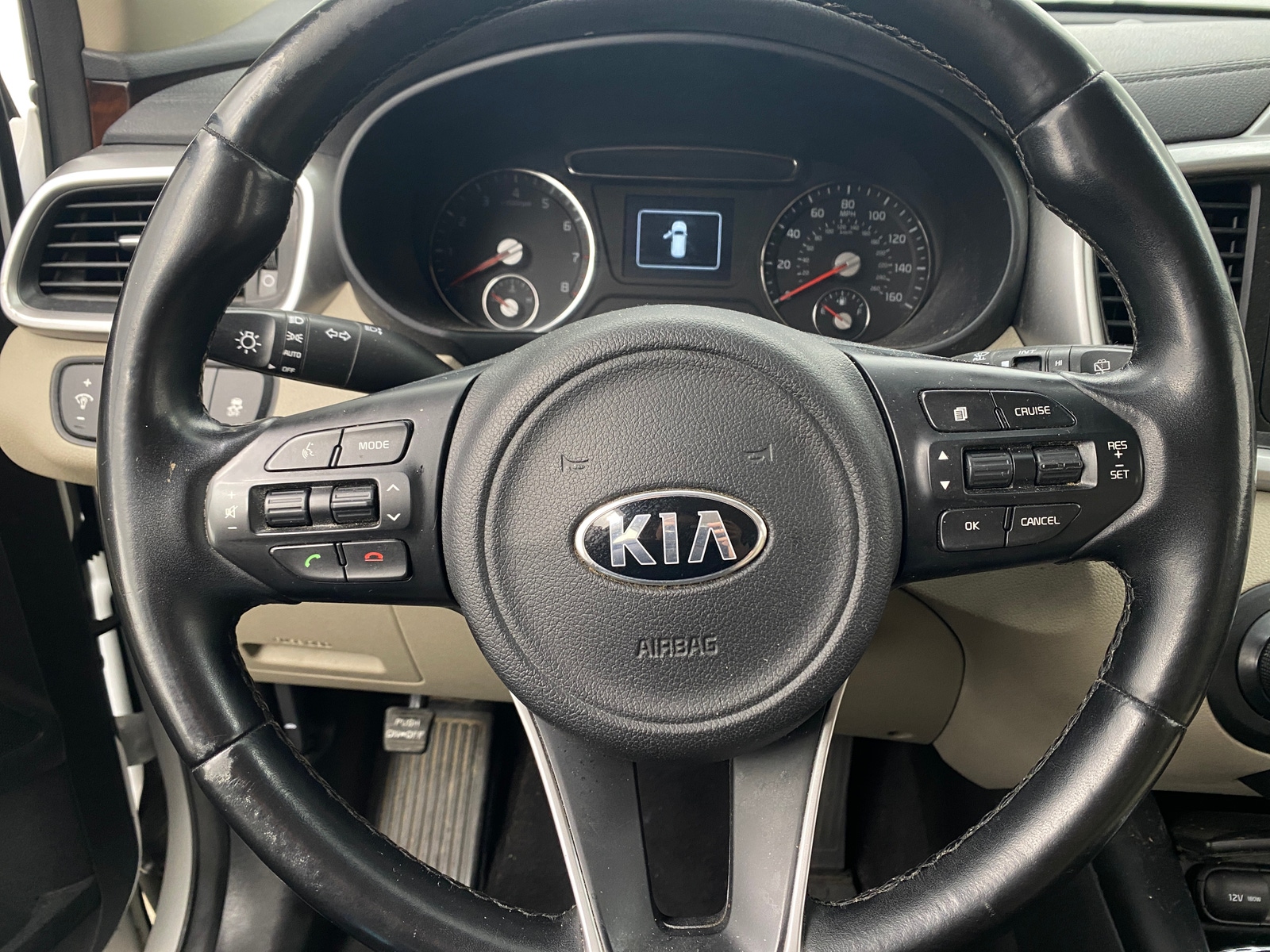 Thumbnail: 2016 Kia Sorento - 5