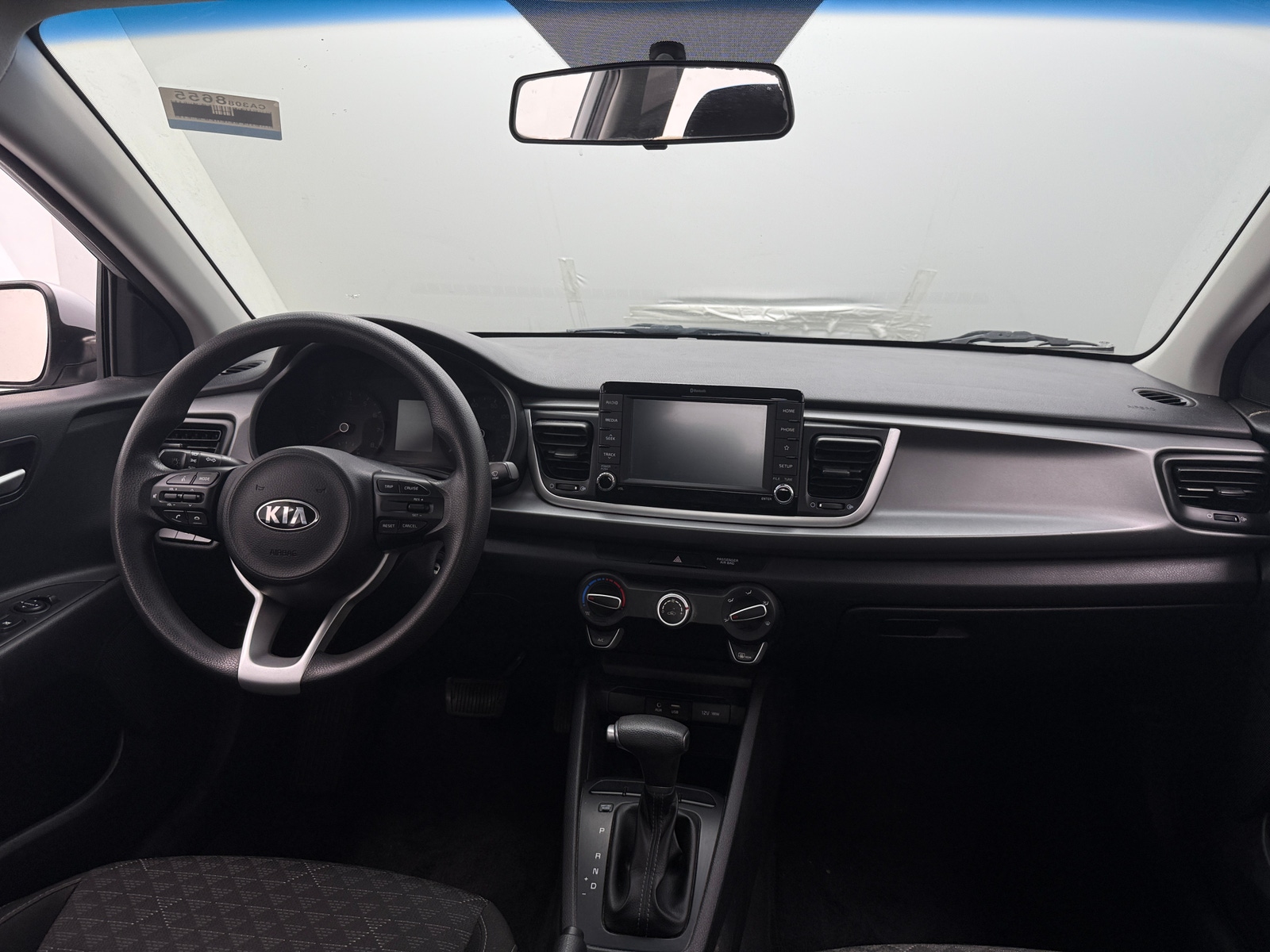 Thumbnail: 2020 Kia Rio - 3