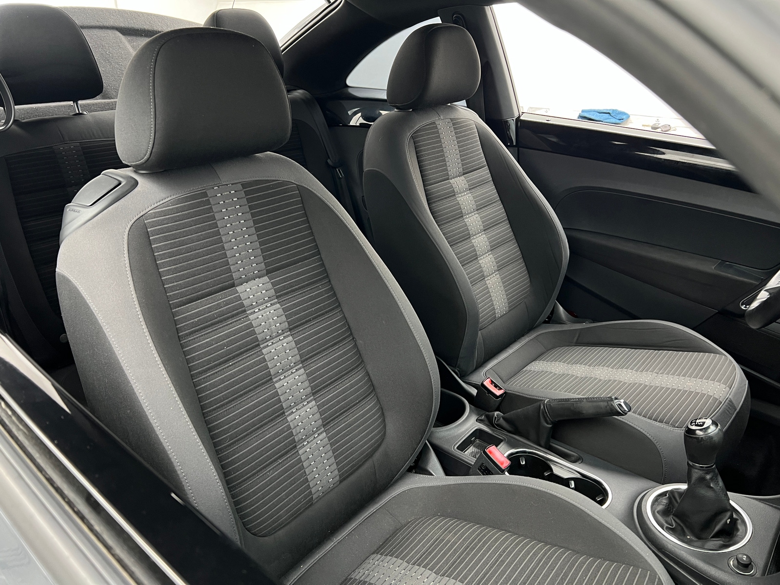 Thumbnail: 2012 Volkswagen Beetle - 2