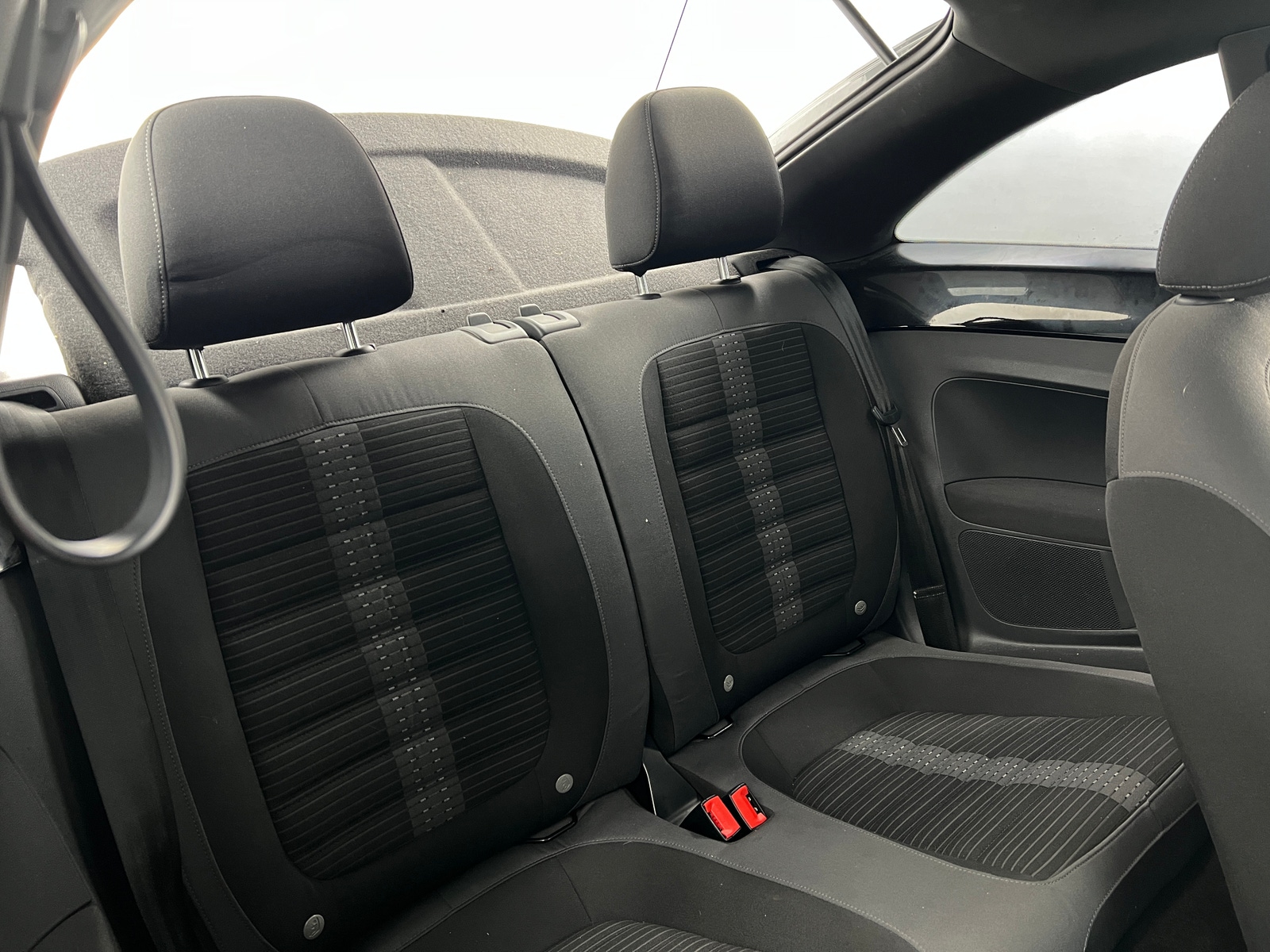 Thumbnail: 2012 Volkswagen Beetle - 6