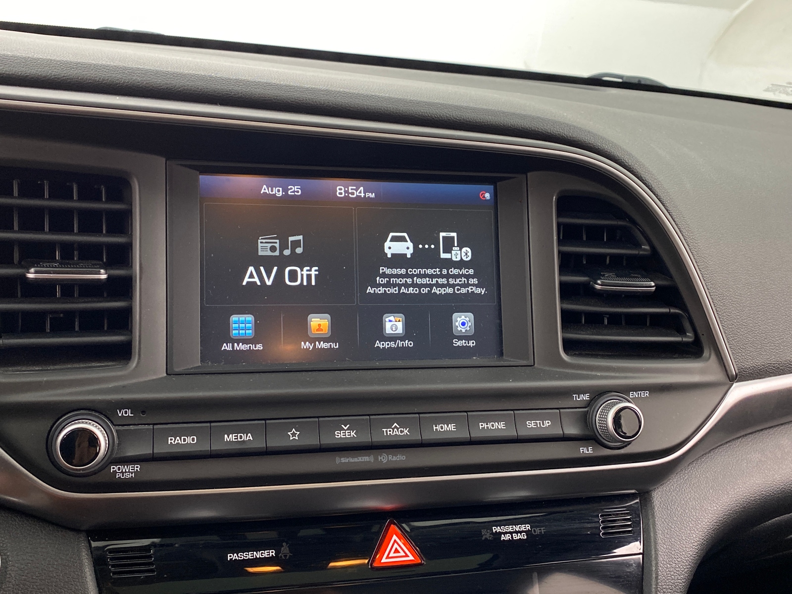 Thumbnail: 2020 Hyundai Elantra - 4