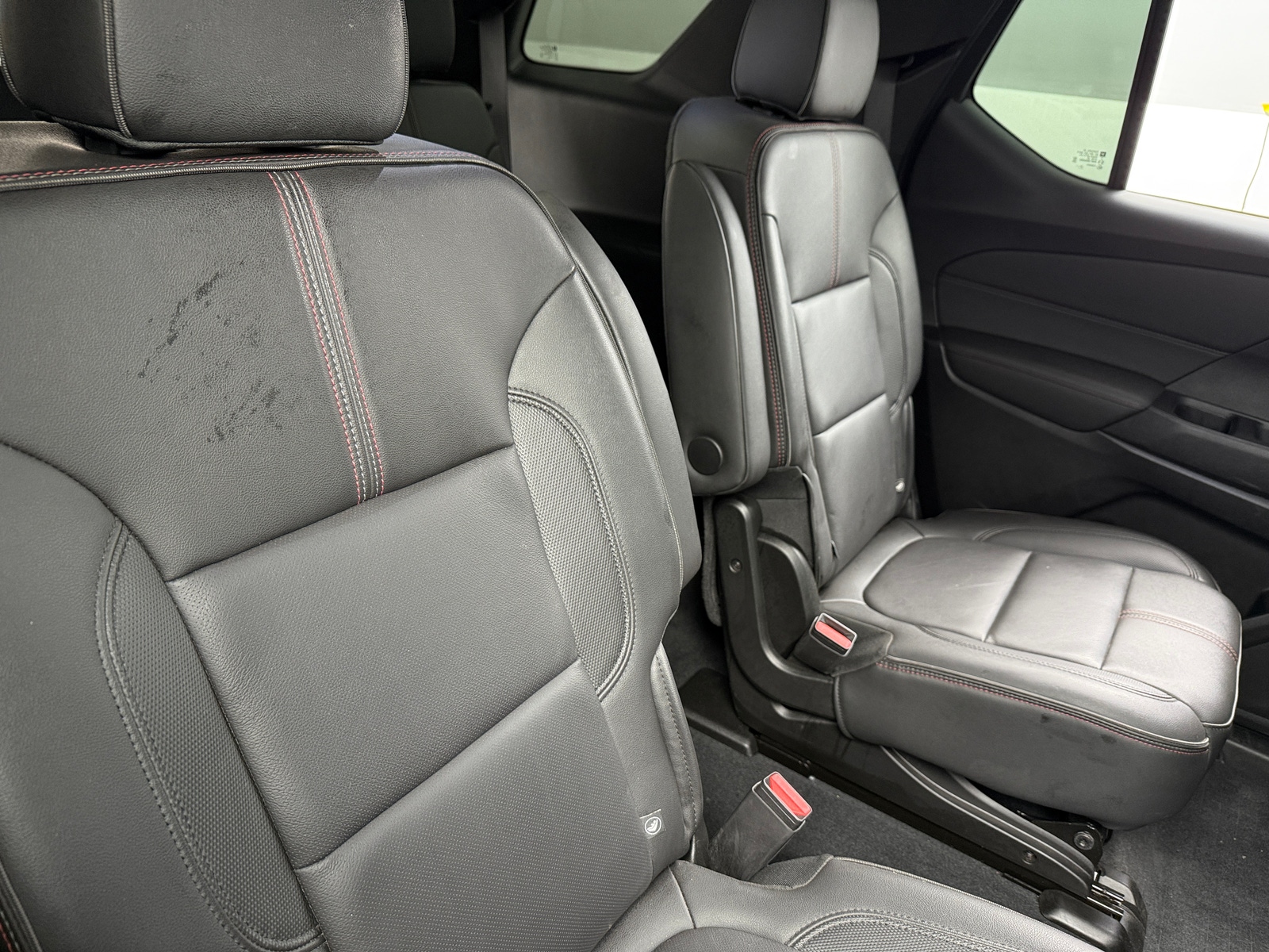 Thumbnail: 2023 Chevrolet Traverse - 5