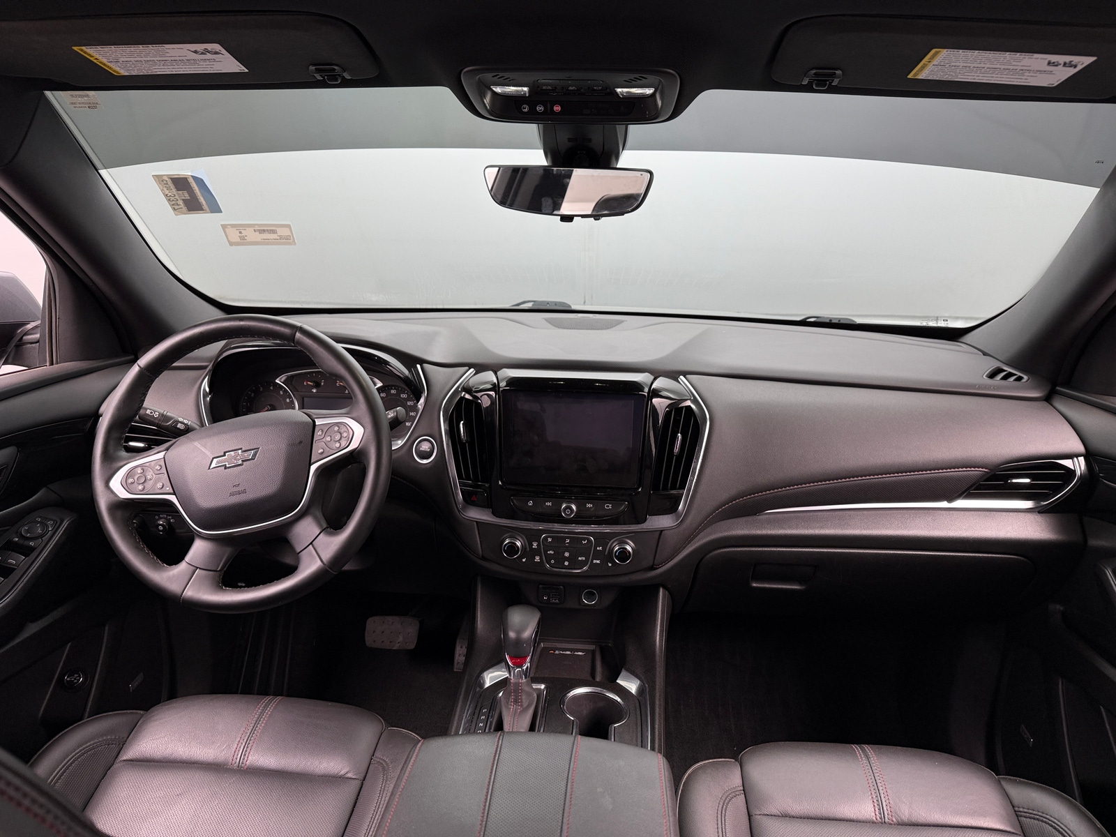 Thumbnail: 2023 Chevrolet Traverse - 2