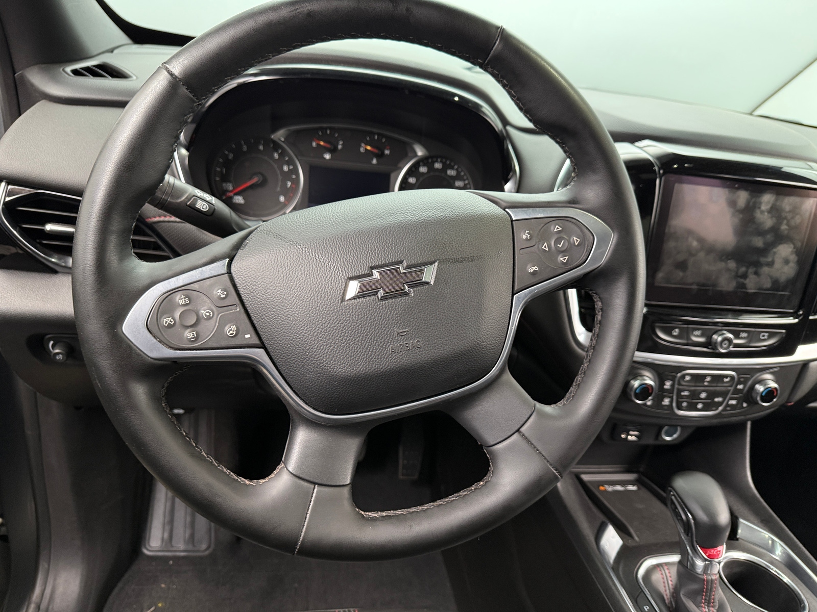 Thumbnail: 2023 Chevrolet Traverse - 4