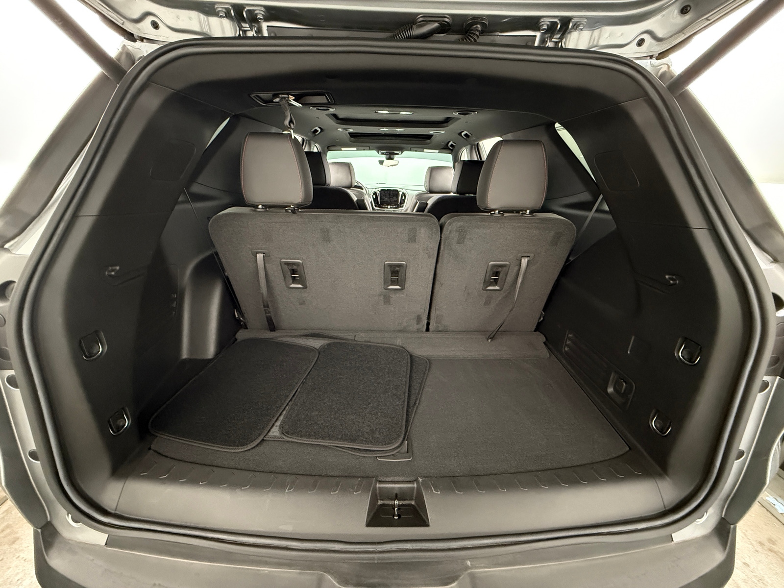 Thumbnail: 2023 Chevrolet Traverse - 6