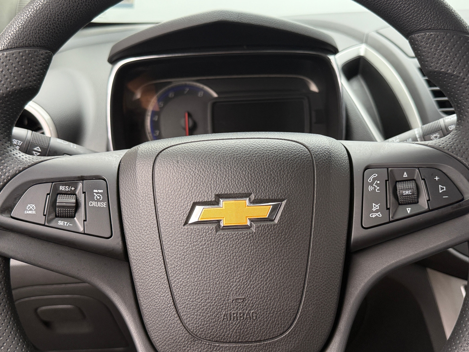 Thumbnail: 2016 Chevrolet Trax - 5