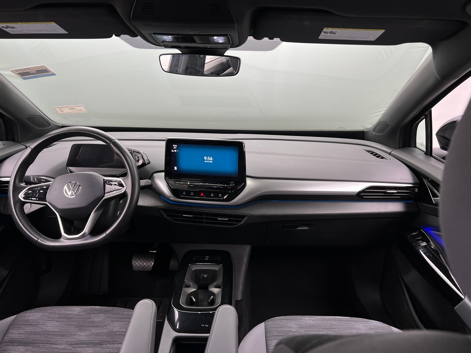 Thumbnail: 2022 Volkswagen ID.4 - 3