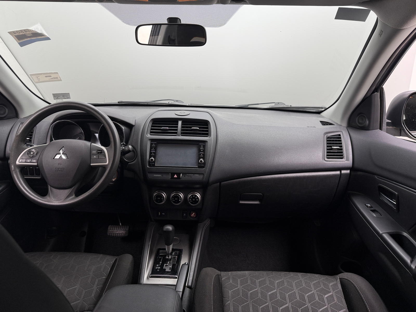 Thumbnail: 2020 Mitsubishi Outlander Sport - 3
