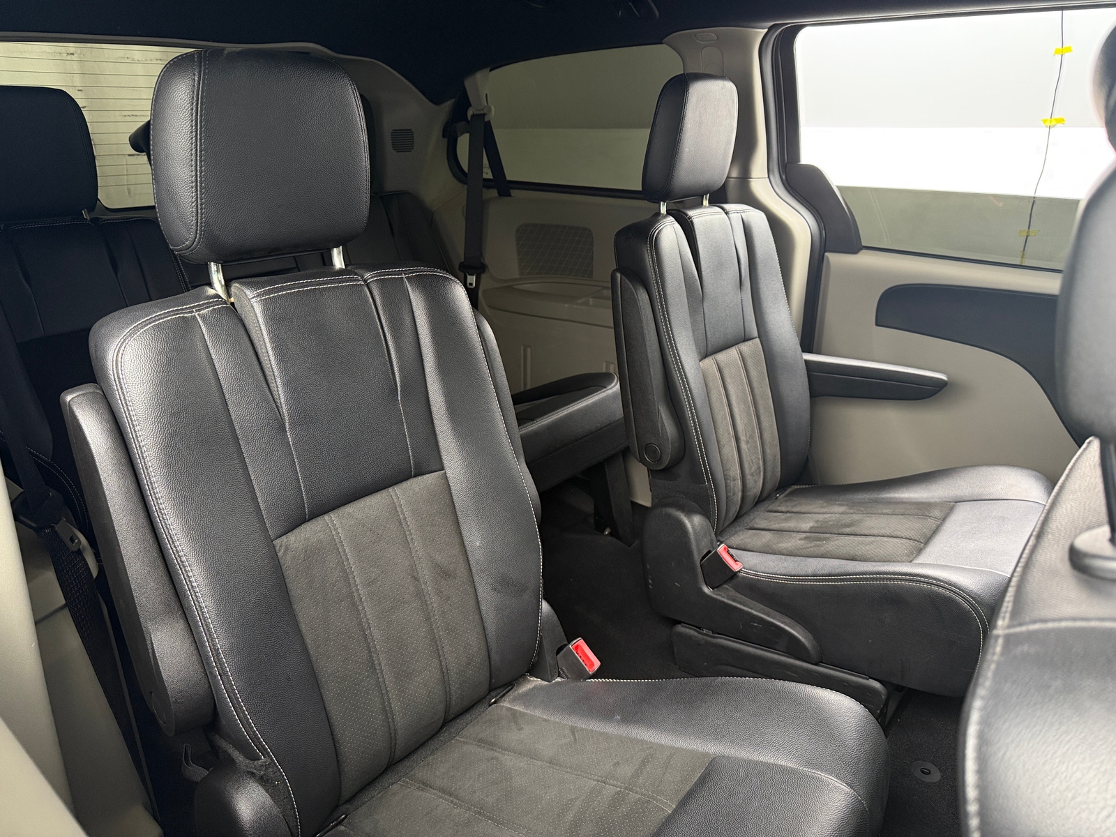Thumbnail: 2019 Dodge Grand Caravan - 6