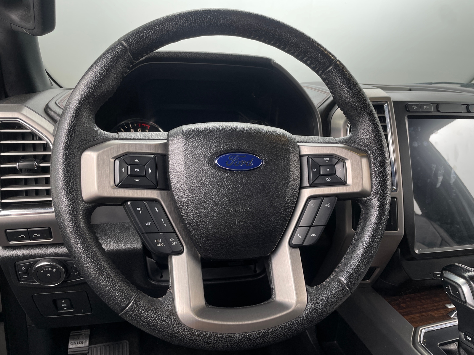 Thumbnail: 2015 Ford Econoline - 4