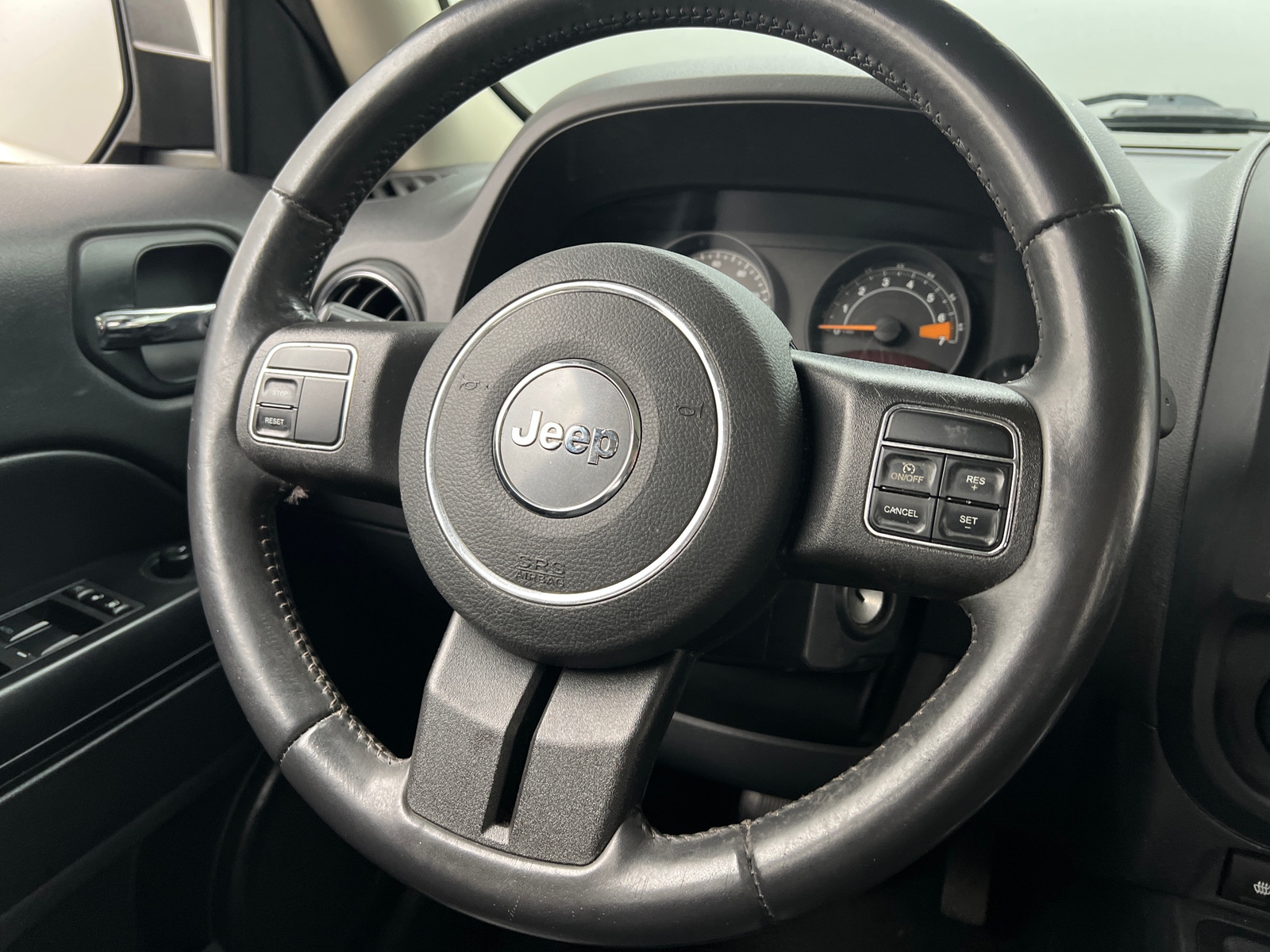 Thumbnail: 2015 Jeep Patriot - 4