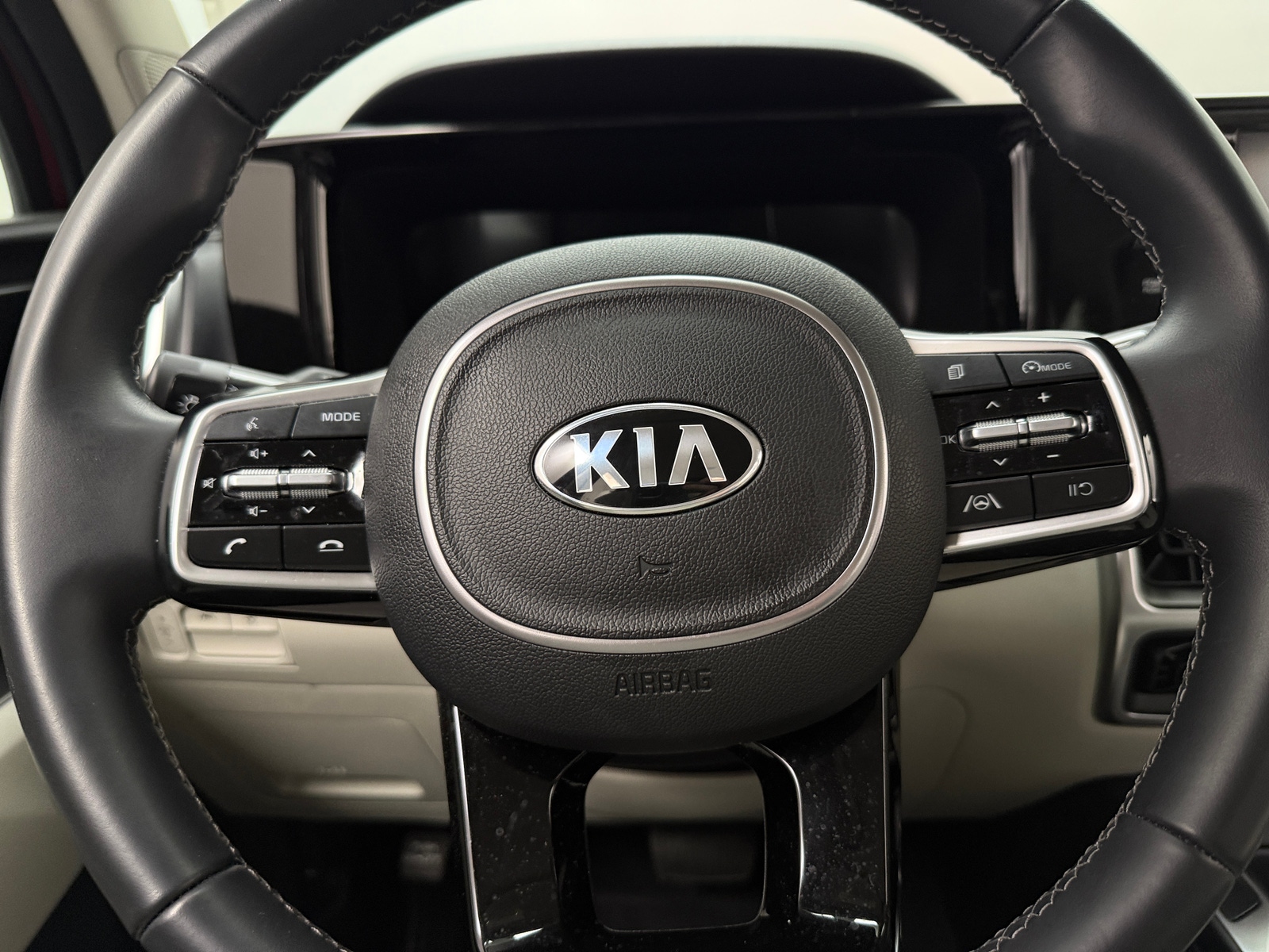 Thumbnail: 2021 Kia Sorento - 4