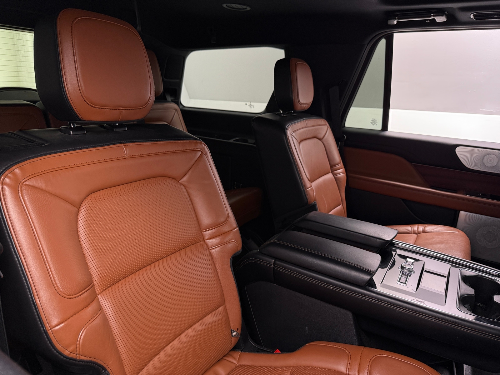 Thumbnail: 2021 Lincoln Navigator - 5