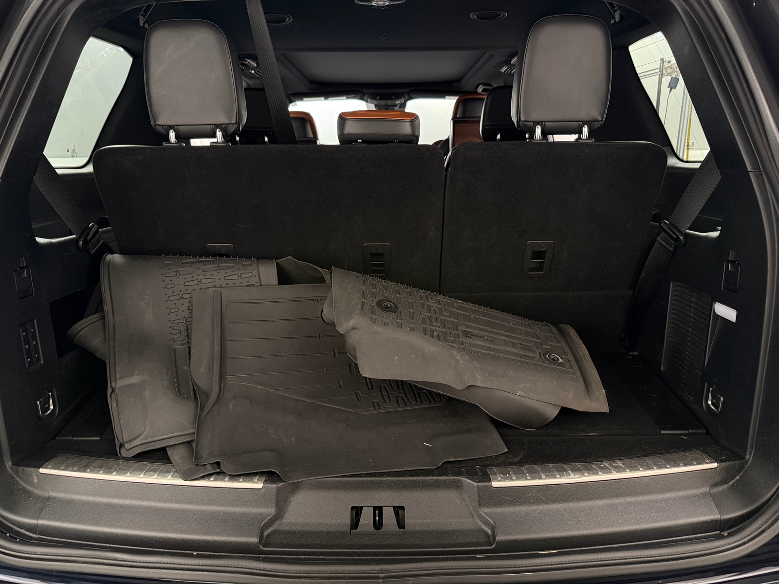 Thumbnail: 2021 Lincoln Navigator - 6
