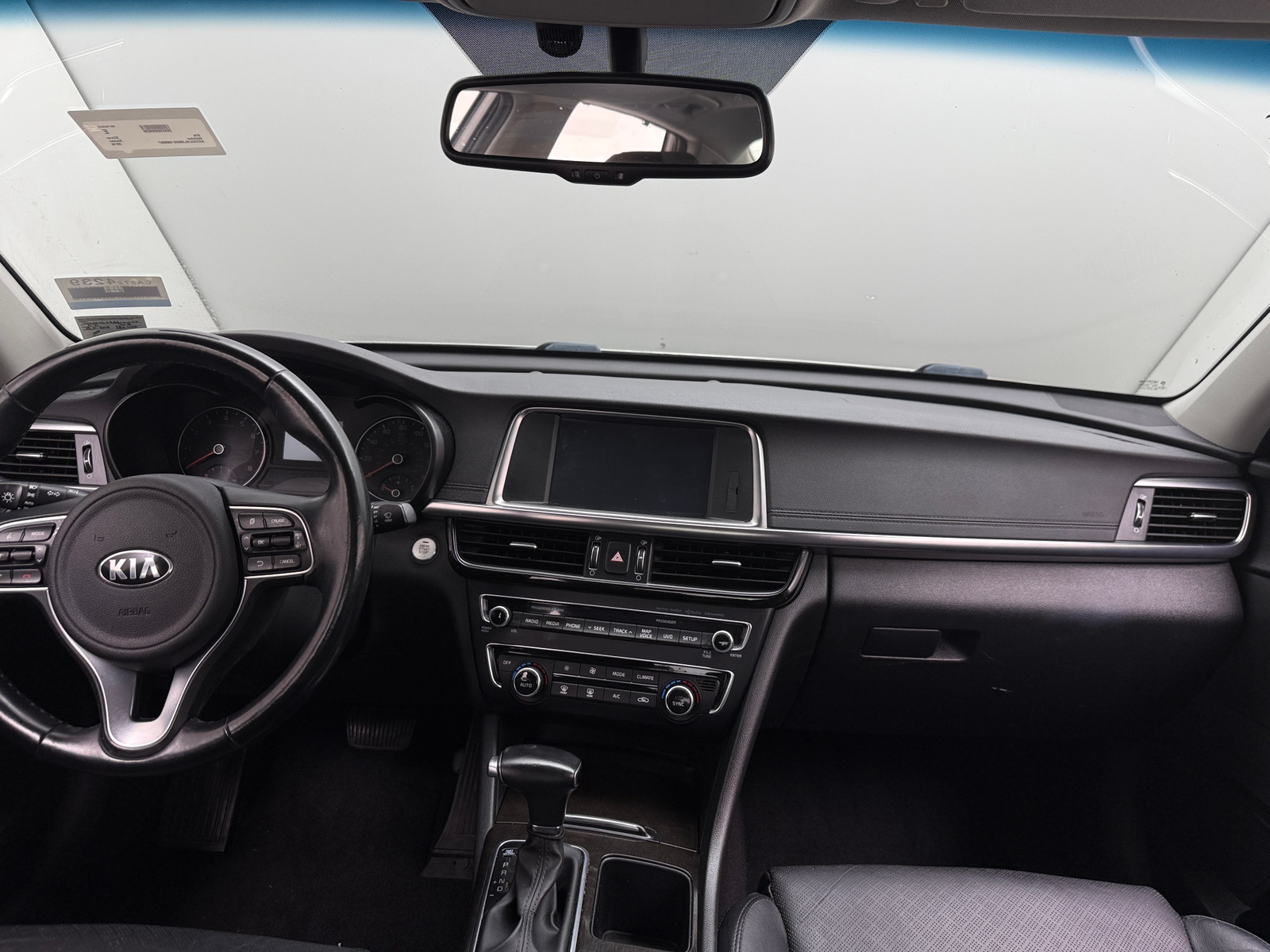 Thumbnail: 2016 Kia Optima - 2