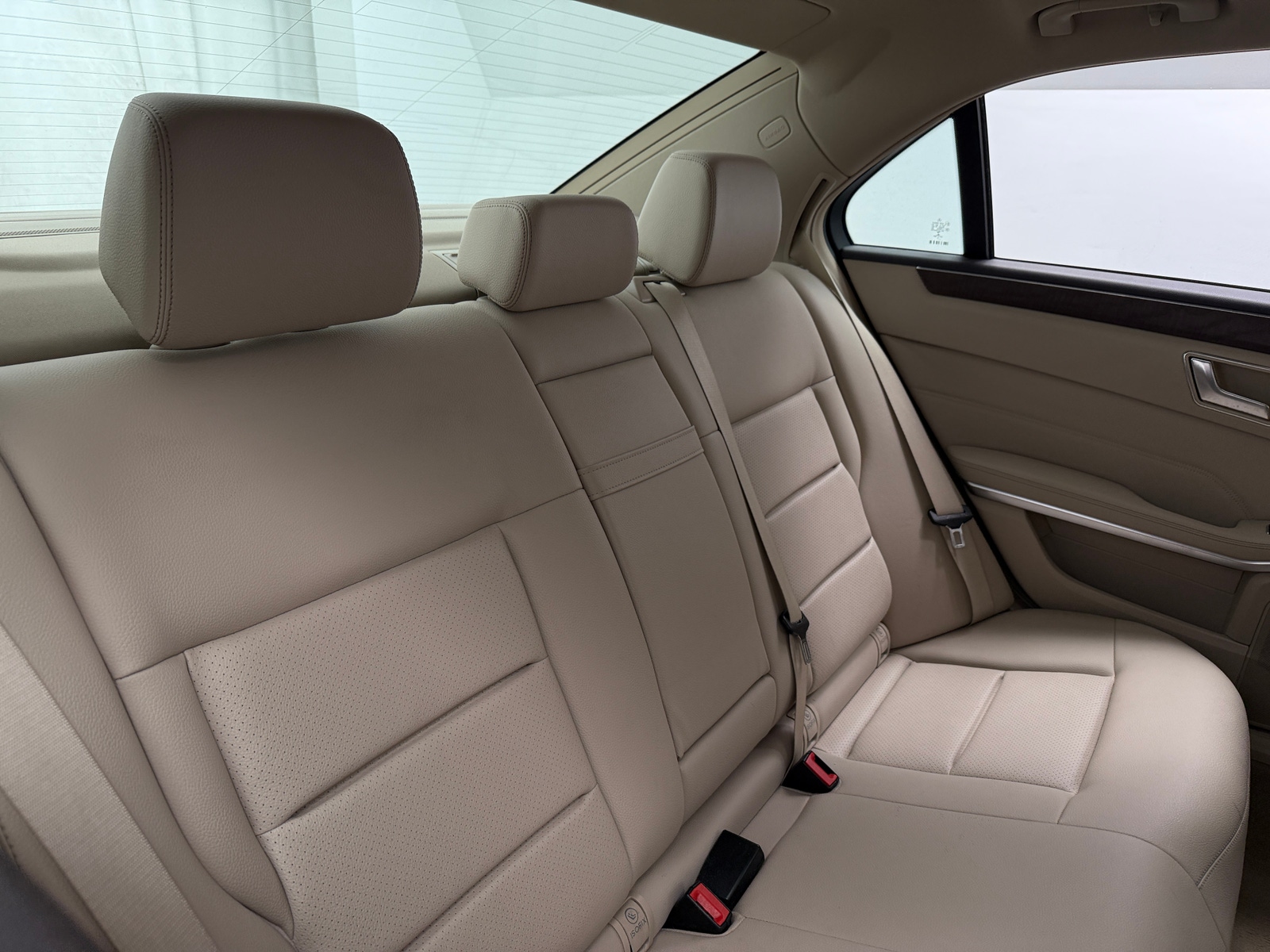 Thumbnail: 2016 Mercedes-Benz E-Class - 5