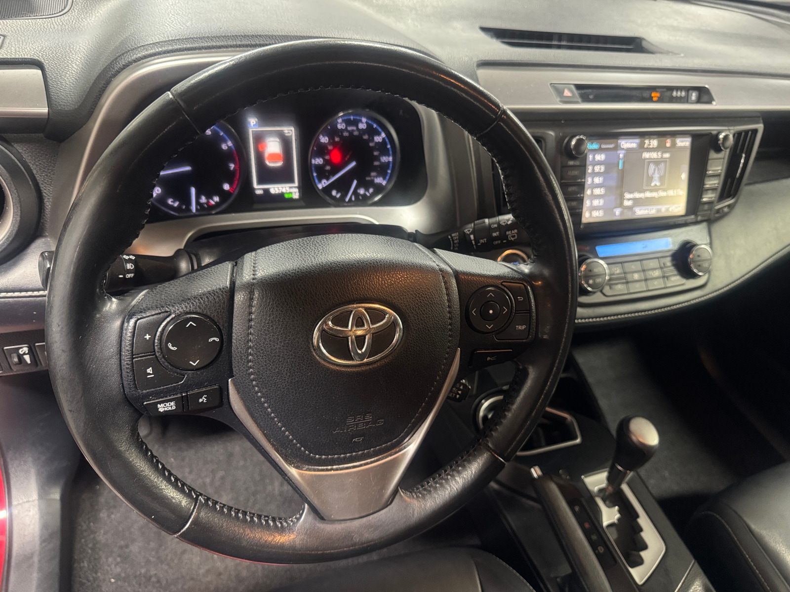 Thumbnail: 2018 Toyota RAV4 - 4