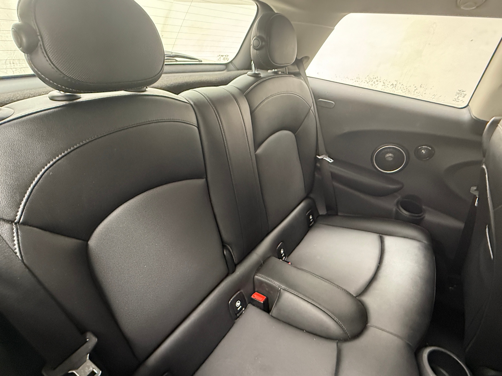 Thumbnail: 2015 MINI Cooper Hardtop - 5