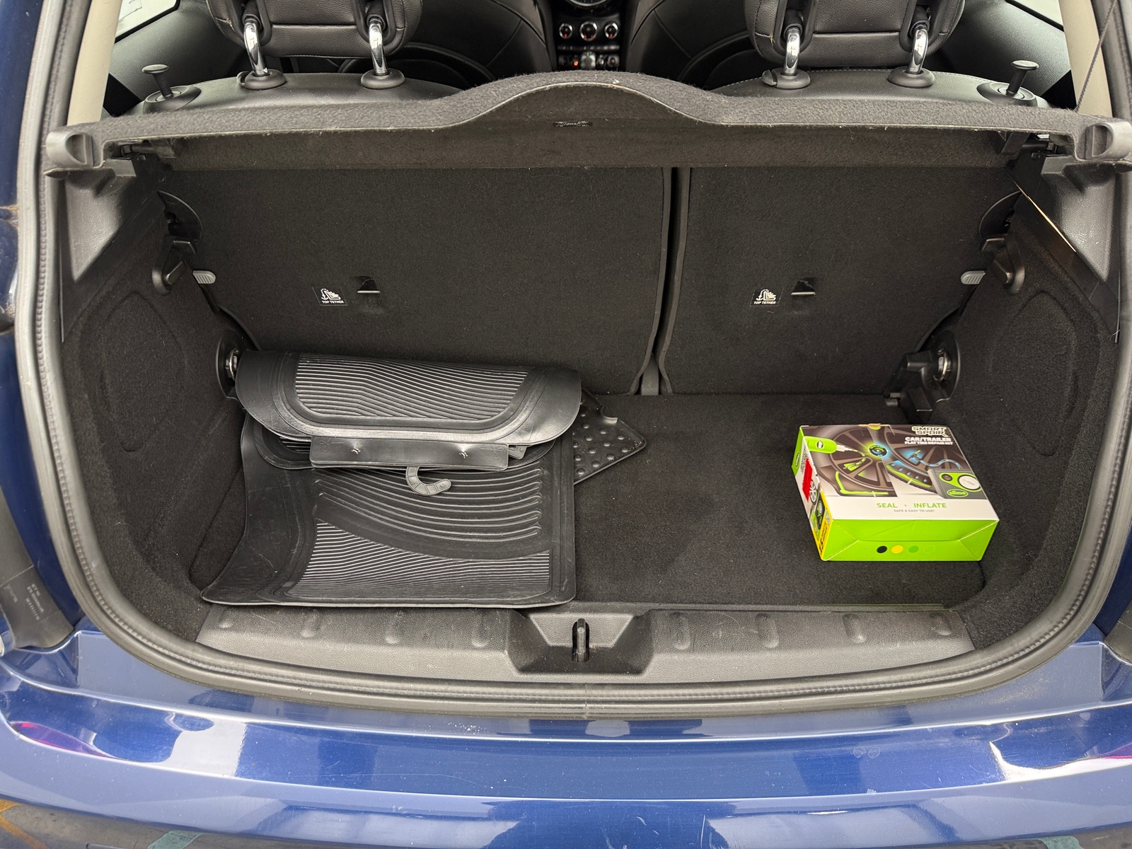 Thumbnail: 2015 MINI Cooper Hardtop - 6