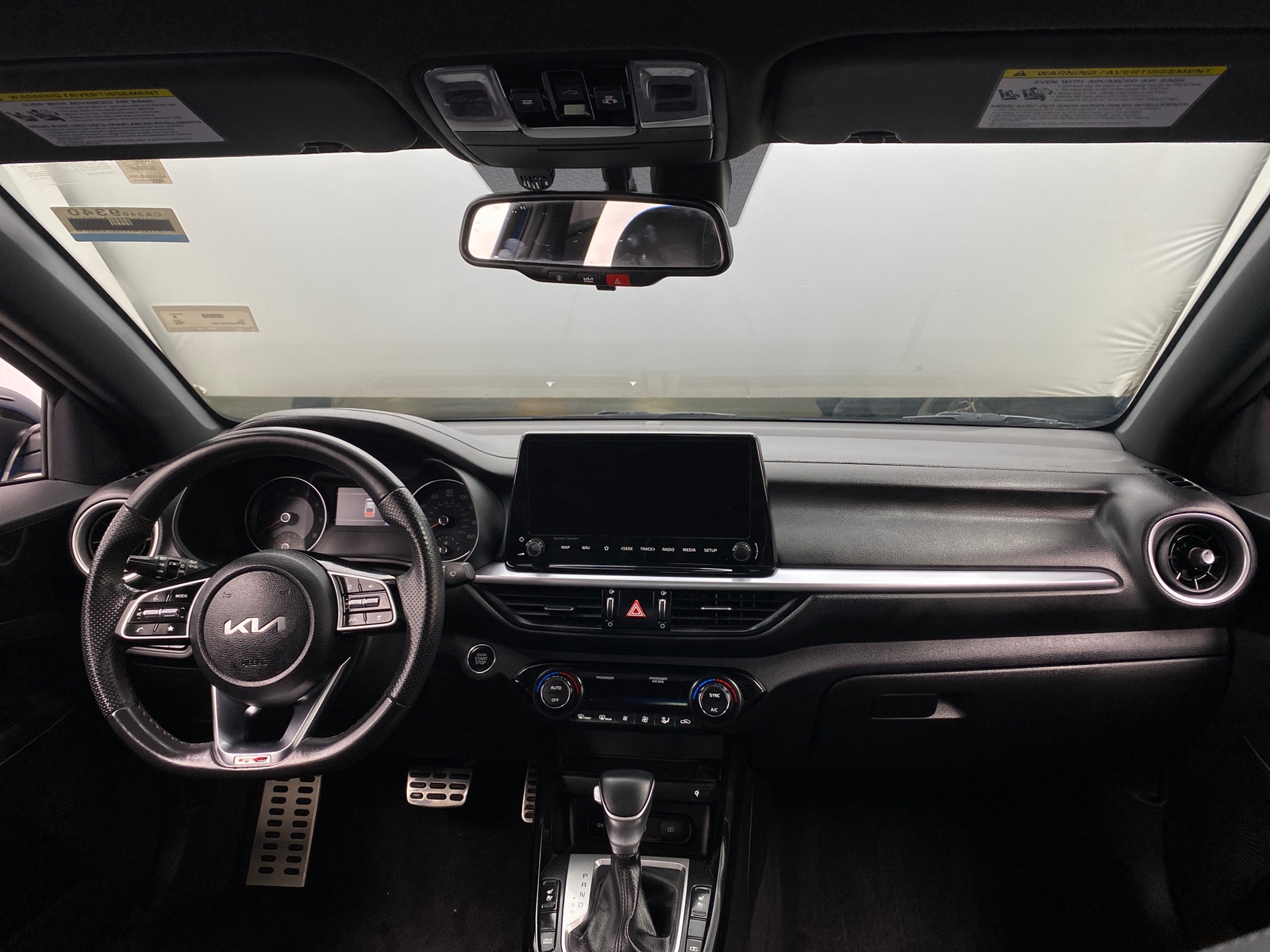 Thumbnail: 2023 Kia Forte - 3