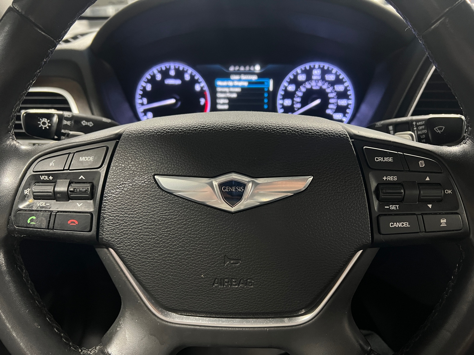 Thumbnail: 2015 Hyundai Genesis - 4