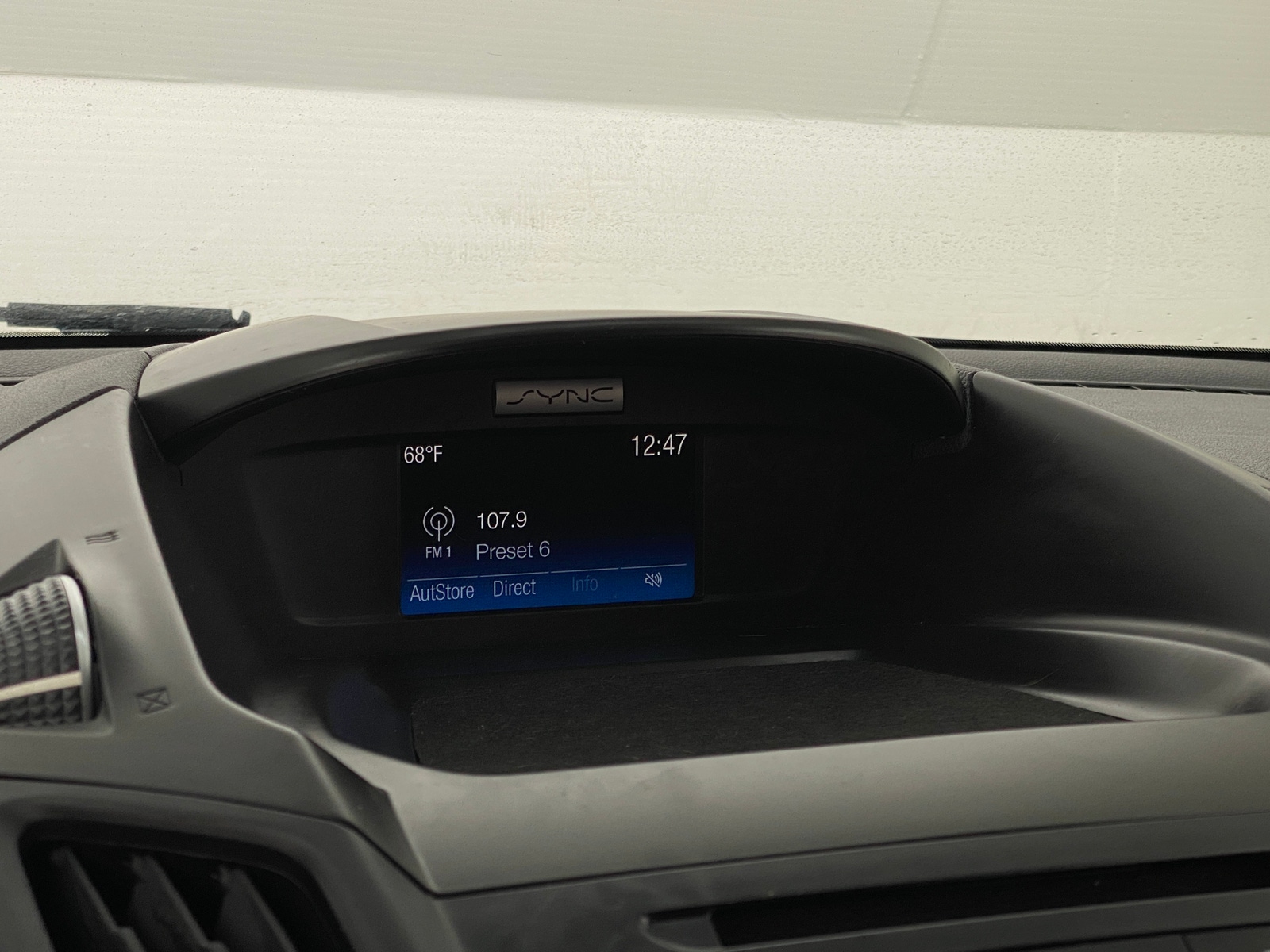 Thumbnail: 2017 Ford Escape - 4
