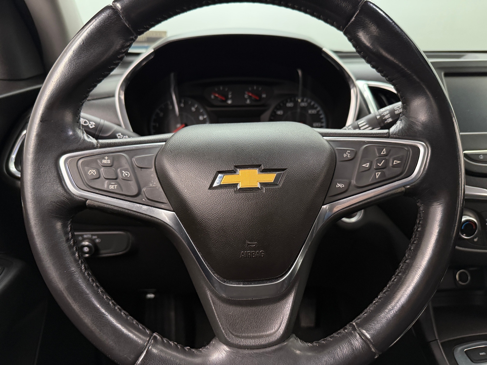 Thumbnail: 2018 Chevrolet Equinox - 5