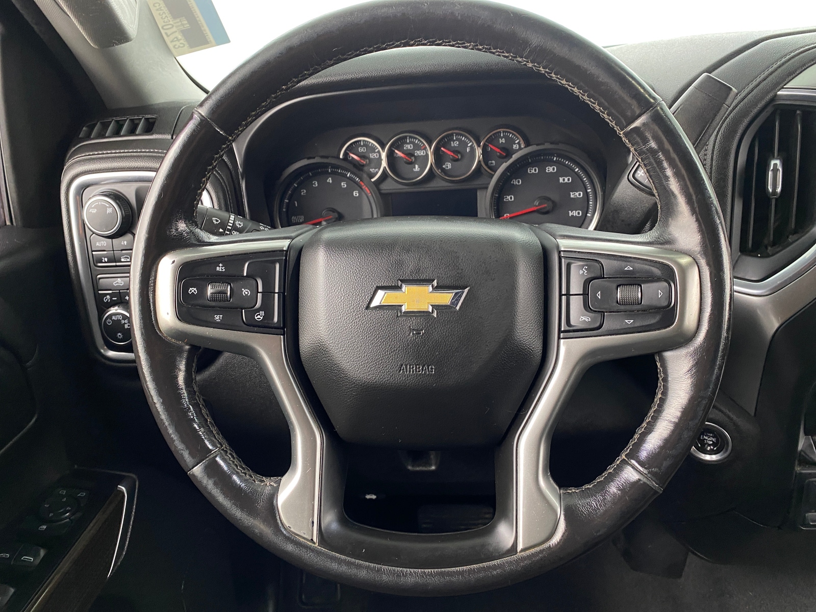 Thumbnail: 2019 Chevrolet Silverado 1500 - 5