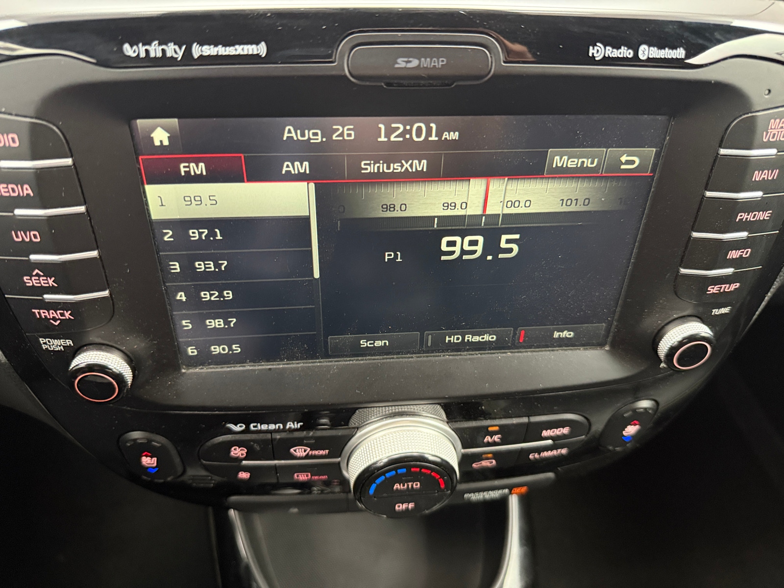 Thumbnail: 2015 Kia Soul - 3