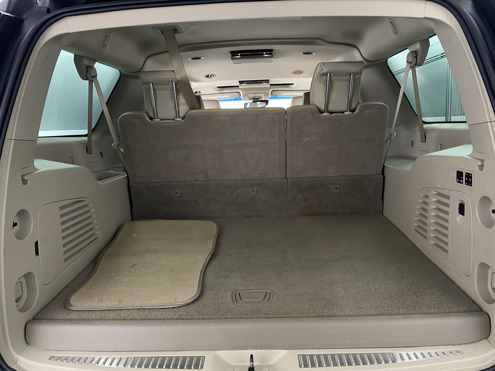 Thumbnail: 2016 GMC Yukon XL - 6