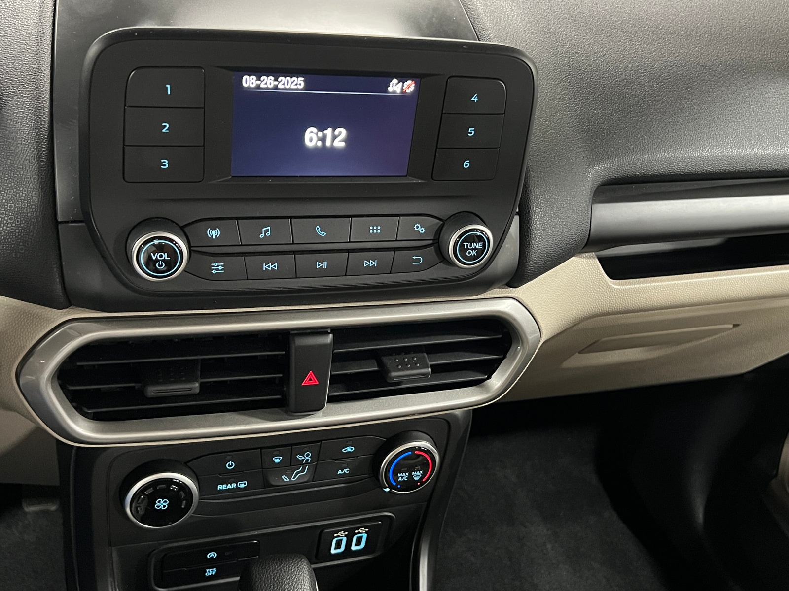 Thumbnail: 2020 Ford EcoSport - 4