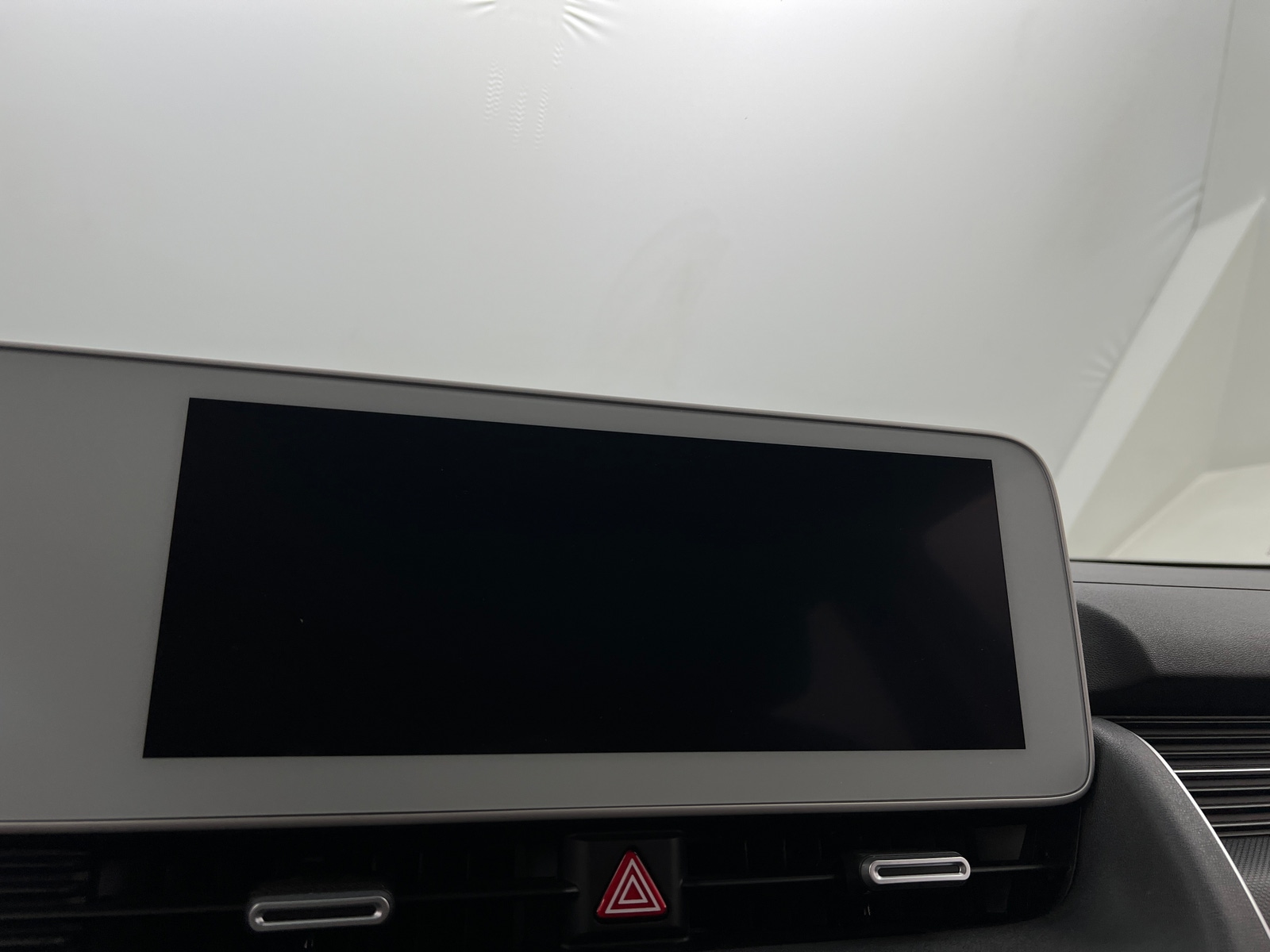Thumbnail: 2023 Hyundai Ioniq 5 - 3