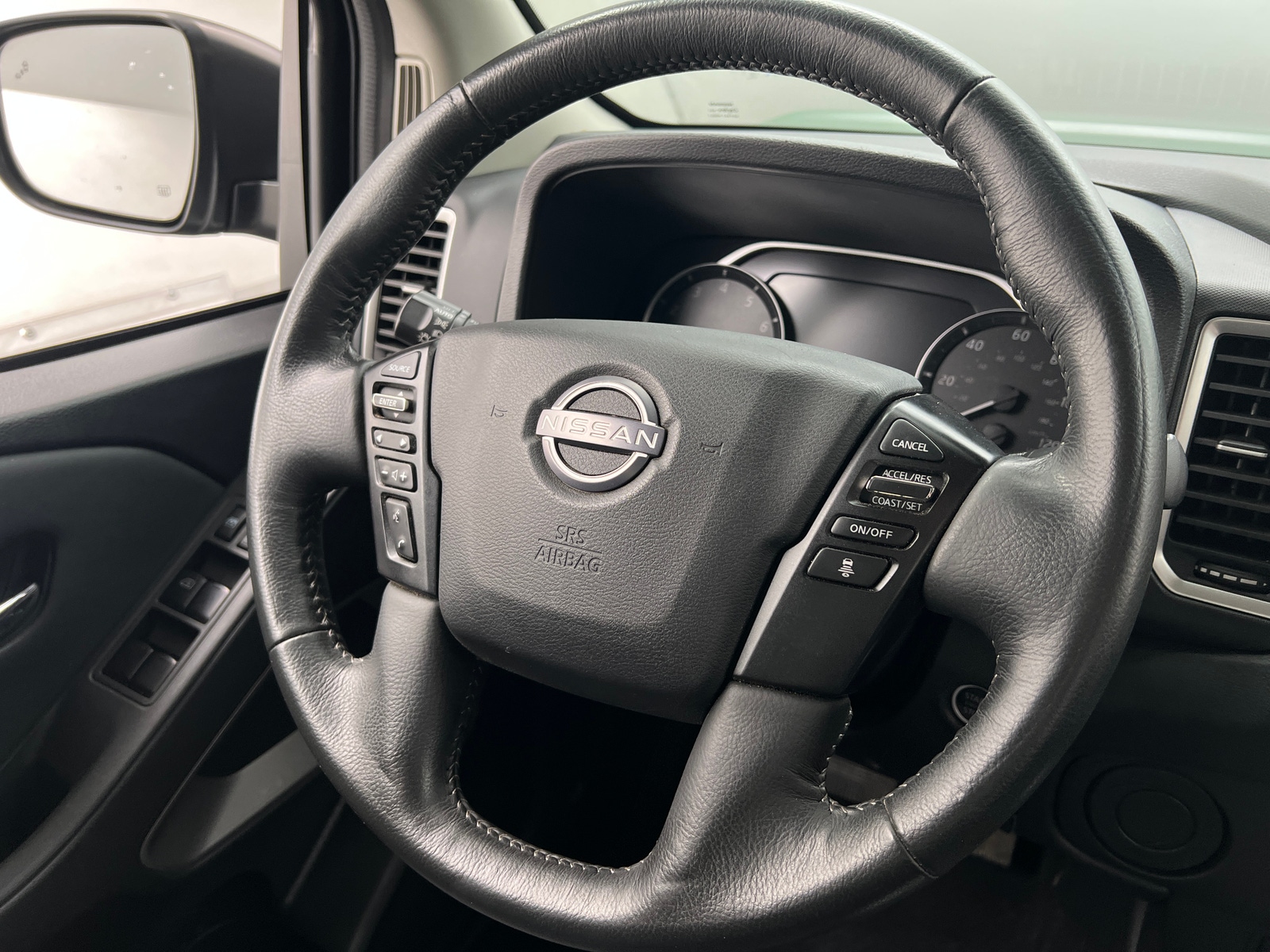 Thumbnail: 2023 Nissan Frontier - 5