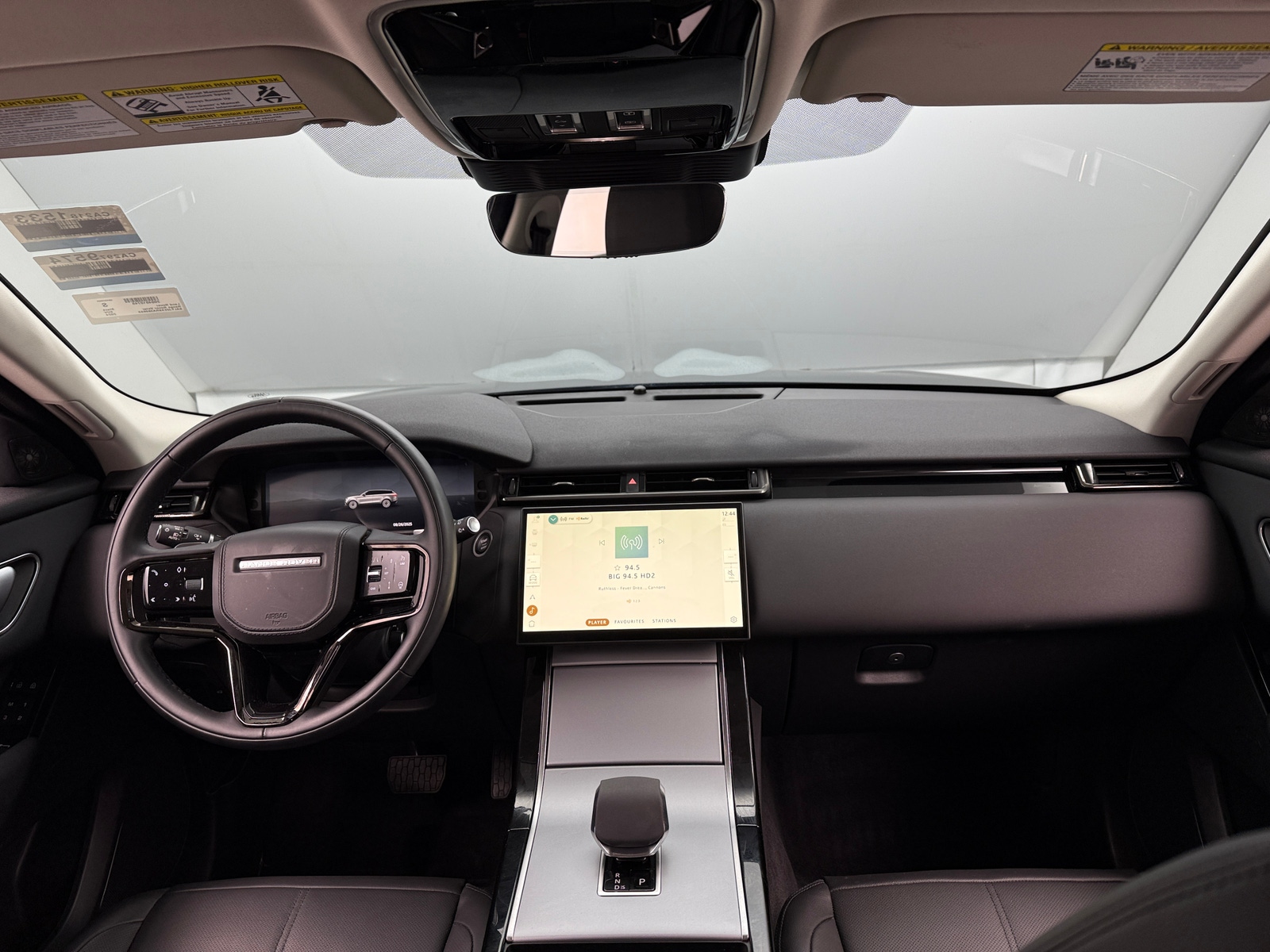 Thumbnail: 2024 Land Rover Range Rover Velar - 2