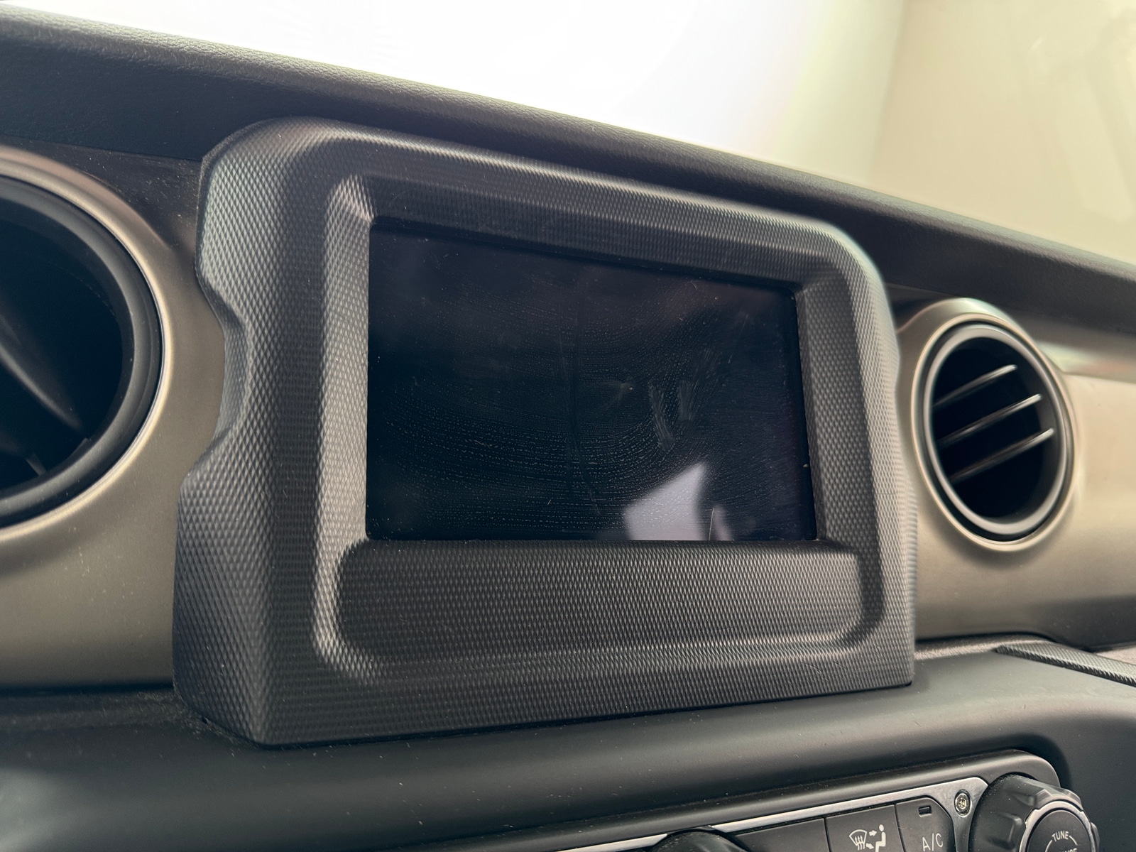 Thumbnail: 2018 Jeep Wrangler - 4